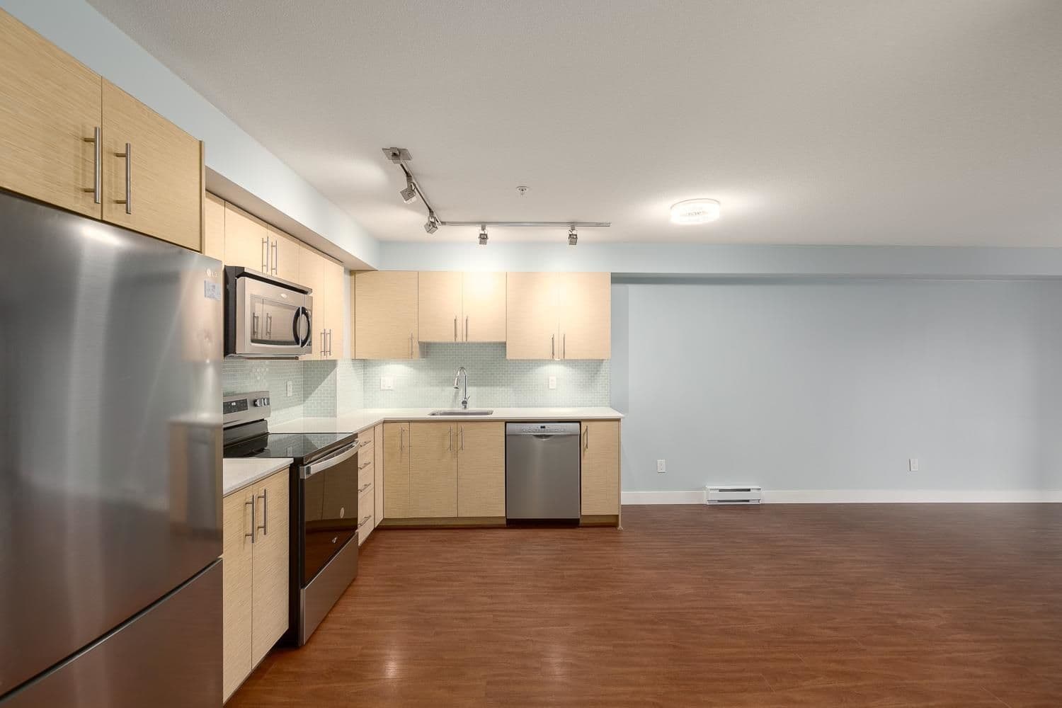 Property photo 6a853931-cec3-41e4-b36c-dfc1724980cd
