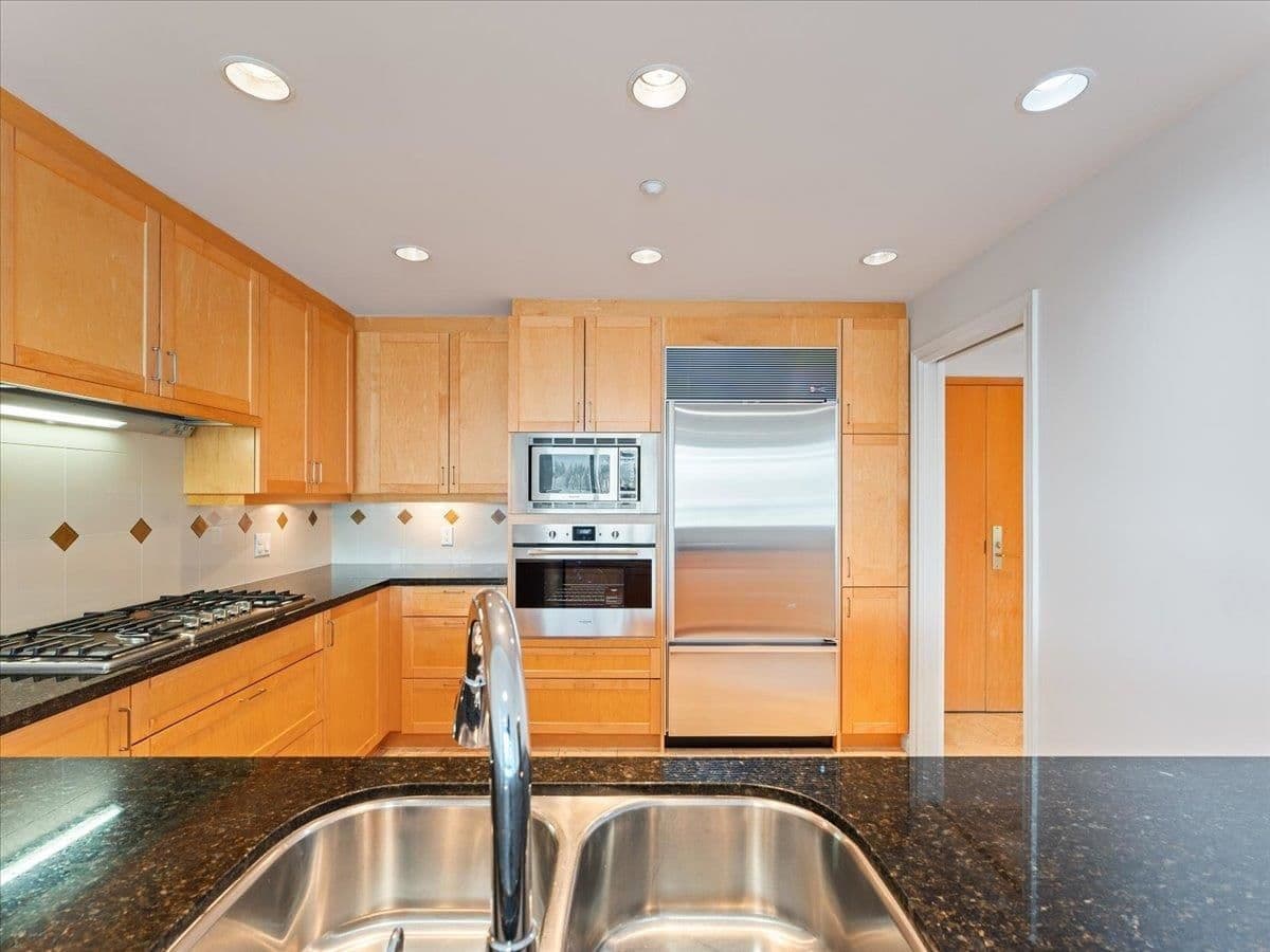 Property photo 6b5ae3d5-5906-47d9-82c0-568c2017e625