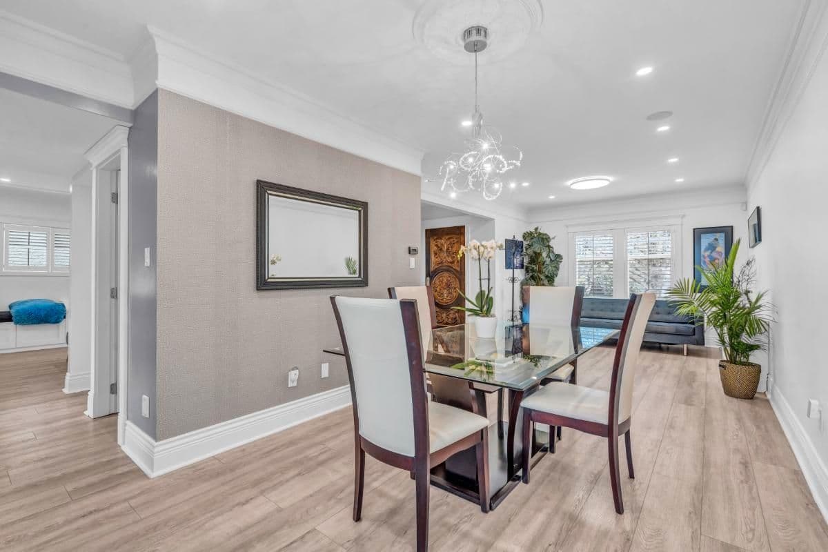 Property photo 6c6a0e83-d706-4641-a545-1d2c8bb41e56