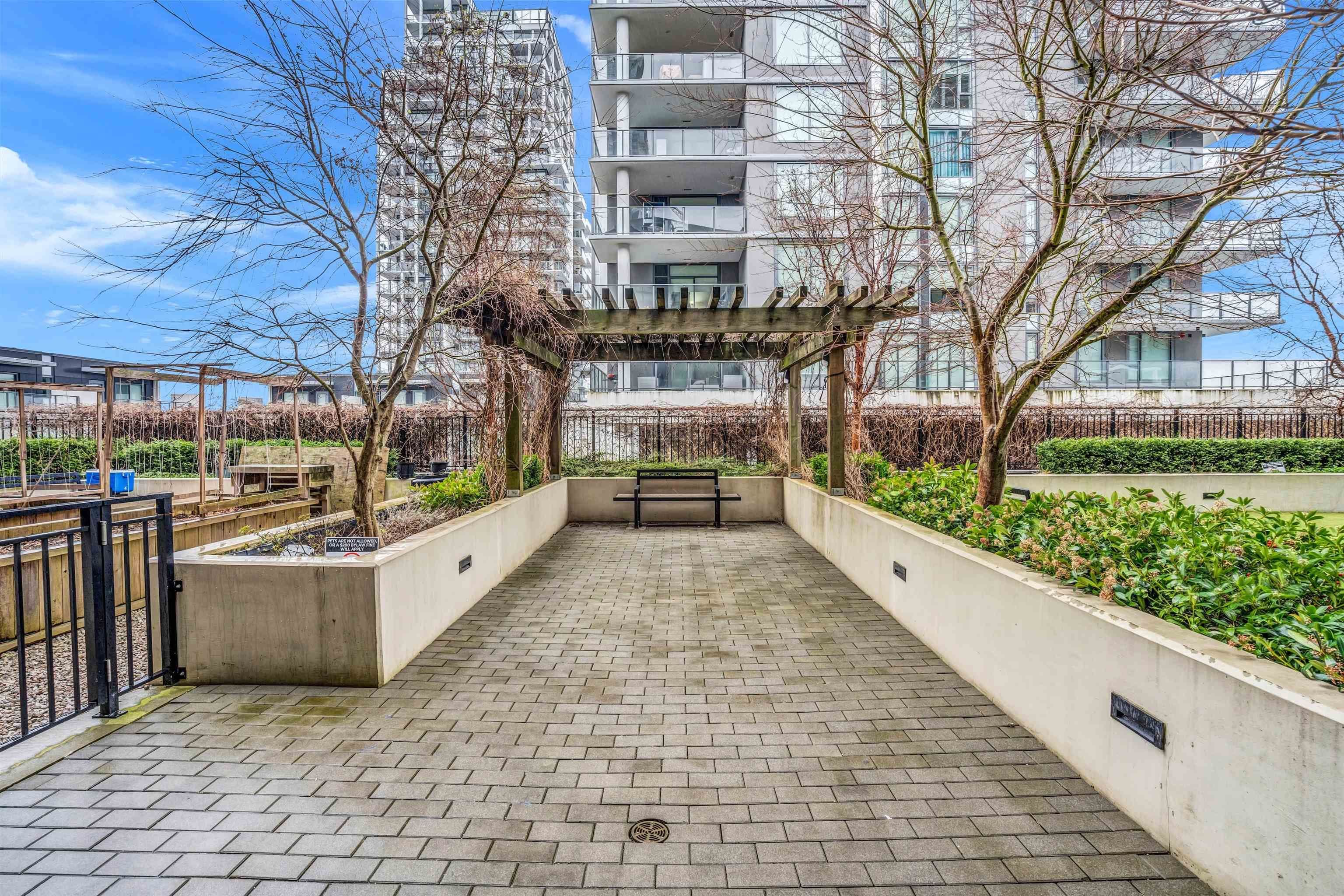 Property photo 6c8b9215-d259-476f-8bf7-0cce871c17d3