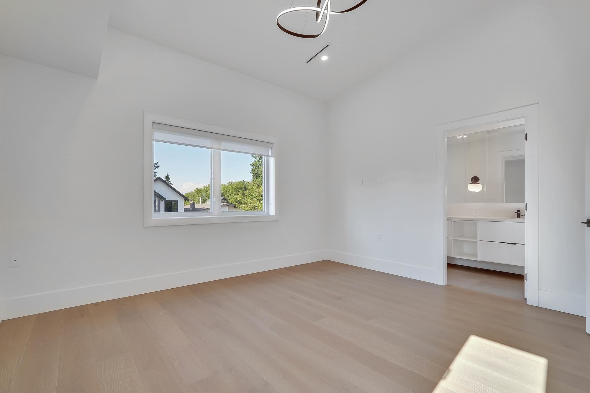 Property photo 6d1d398f-8939-4160-ad11-760d3b5a98c7