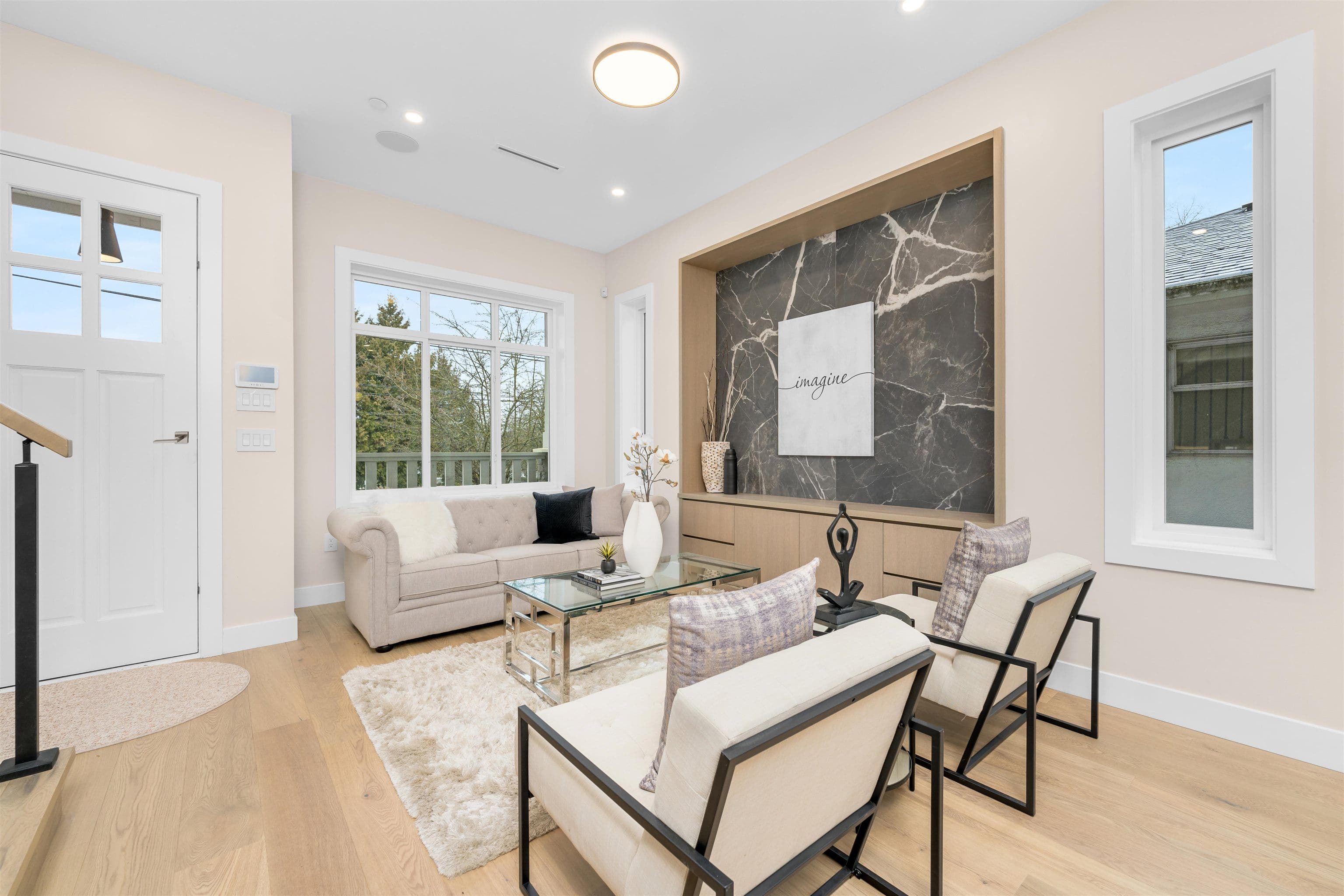 Property photo 70325b53-b0fd-45e6-ad8e-199339e1a4e7