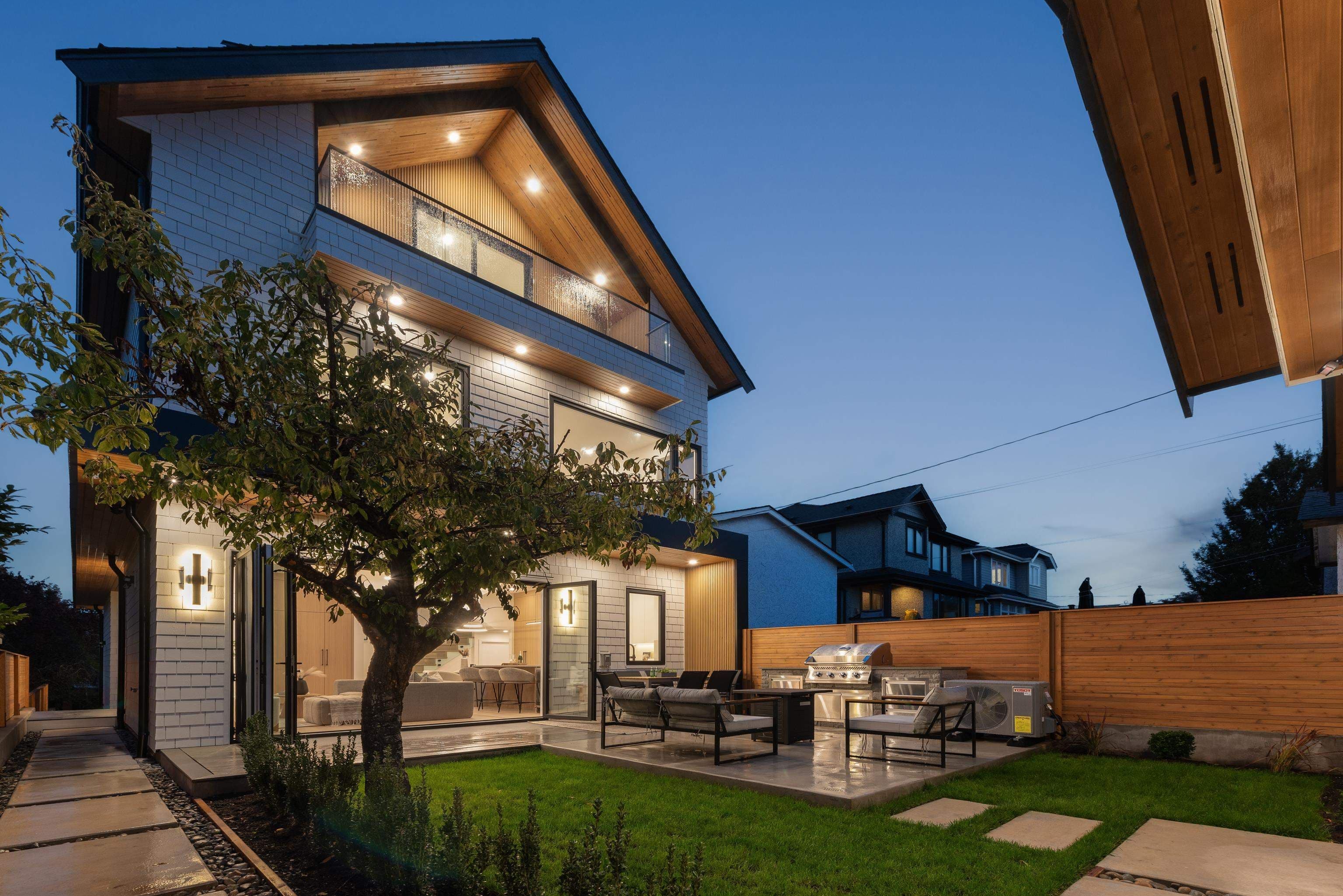 Property photo 71faade2-4b4b-45a0-b18b-b452e56905fc