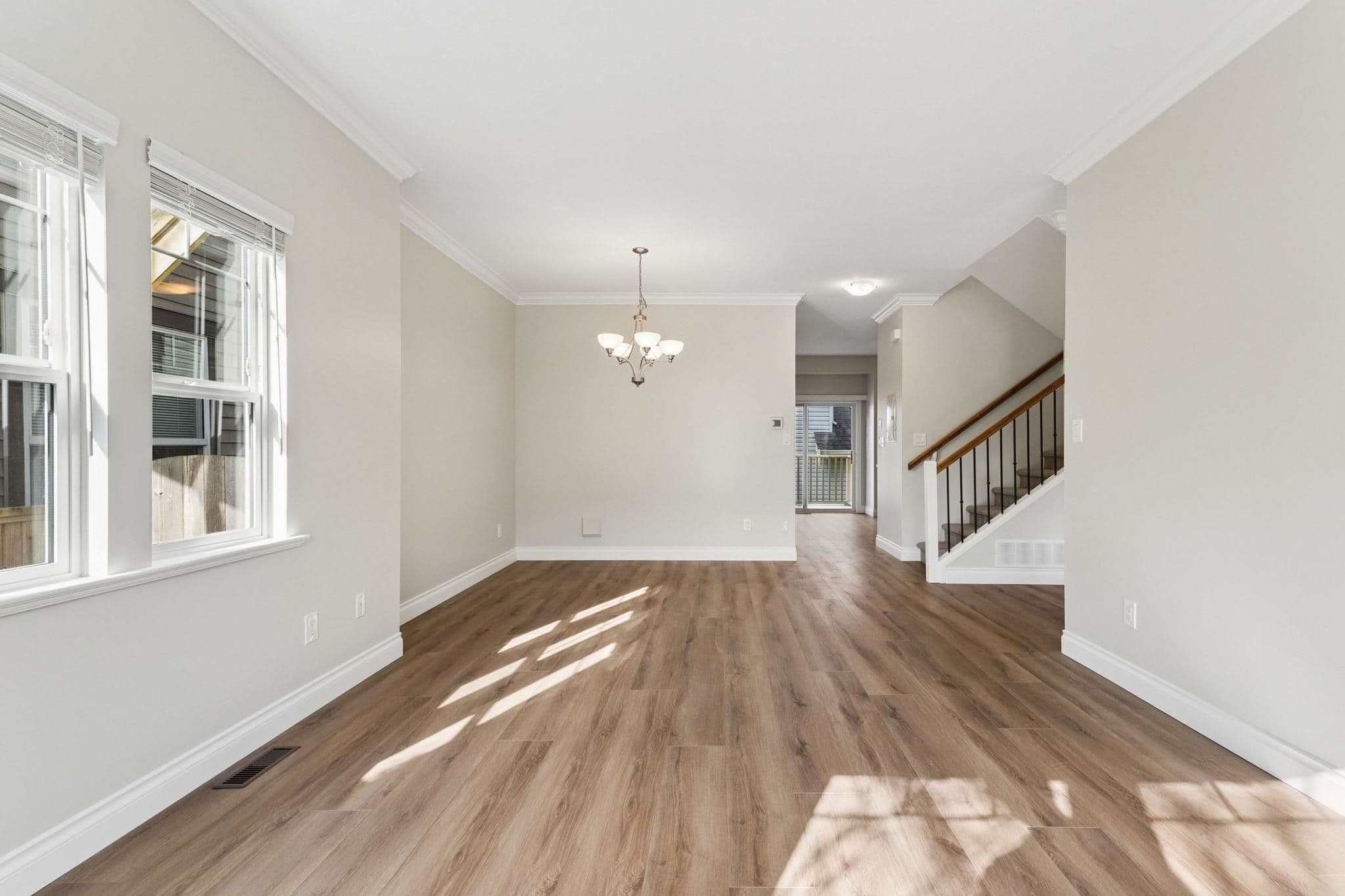 Property photo 7488bf9c-83ea-4142-9d13-0481d11a477d