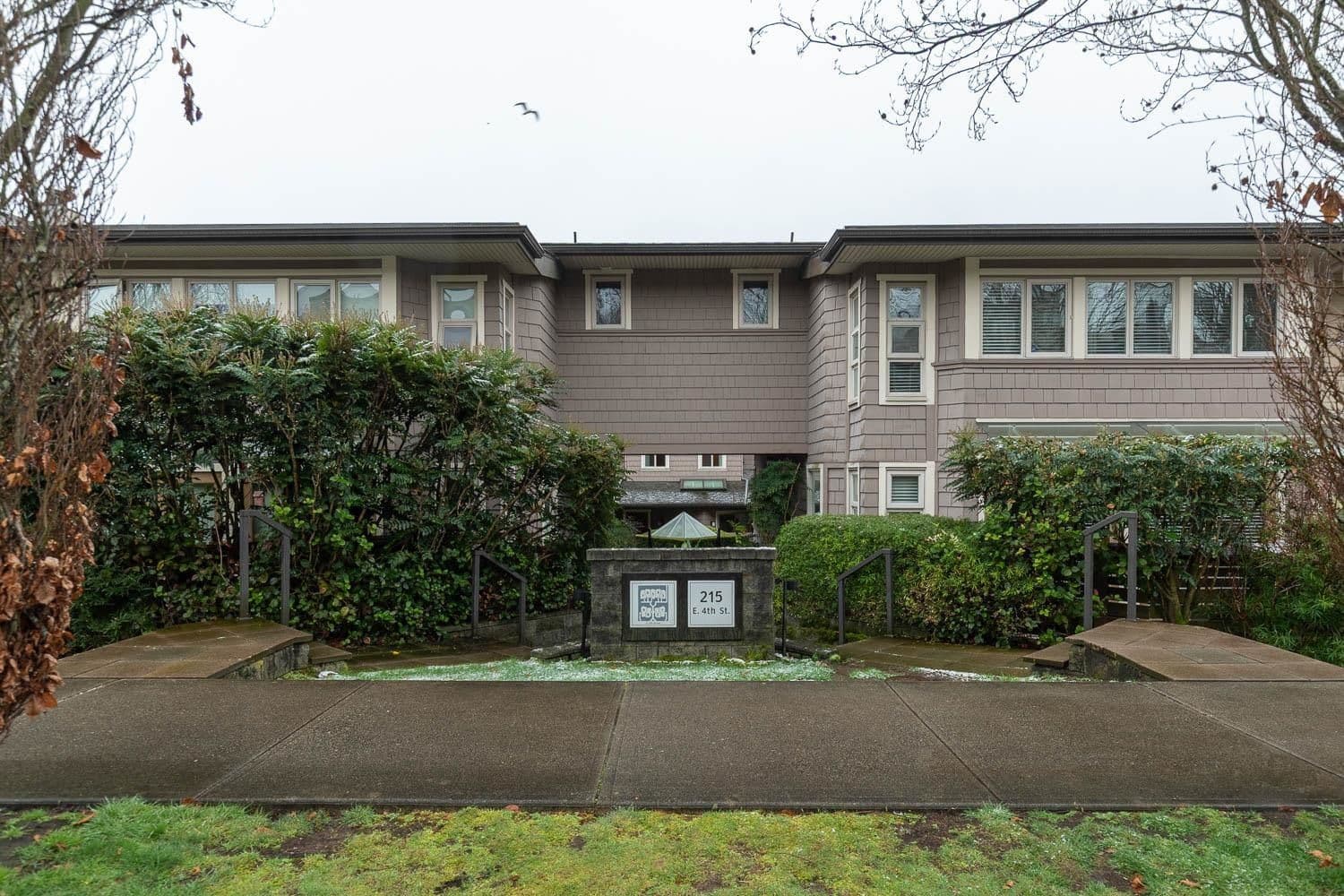 Property photo 74b15778-b550-4f66-b991-b30af28addfd