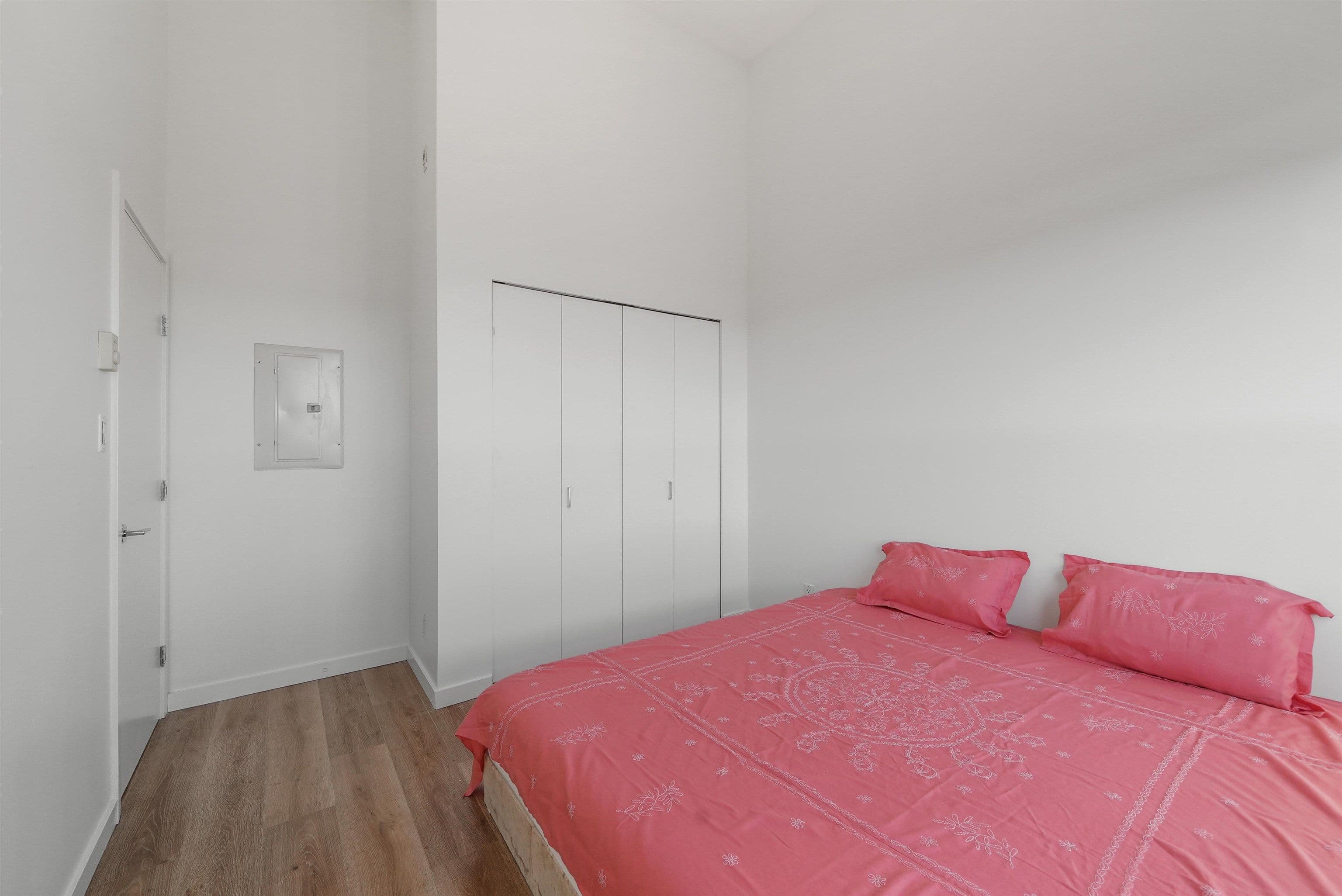 Property photo 75f60528-87da-4c8d-887e-10fdcc5d4623