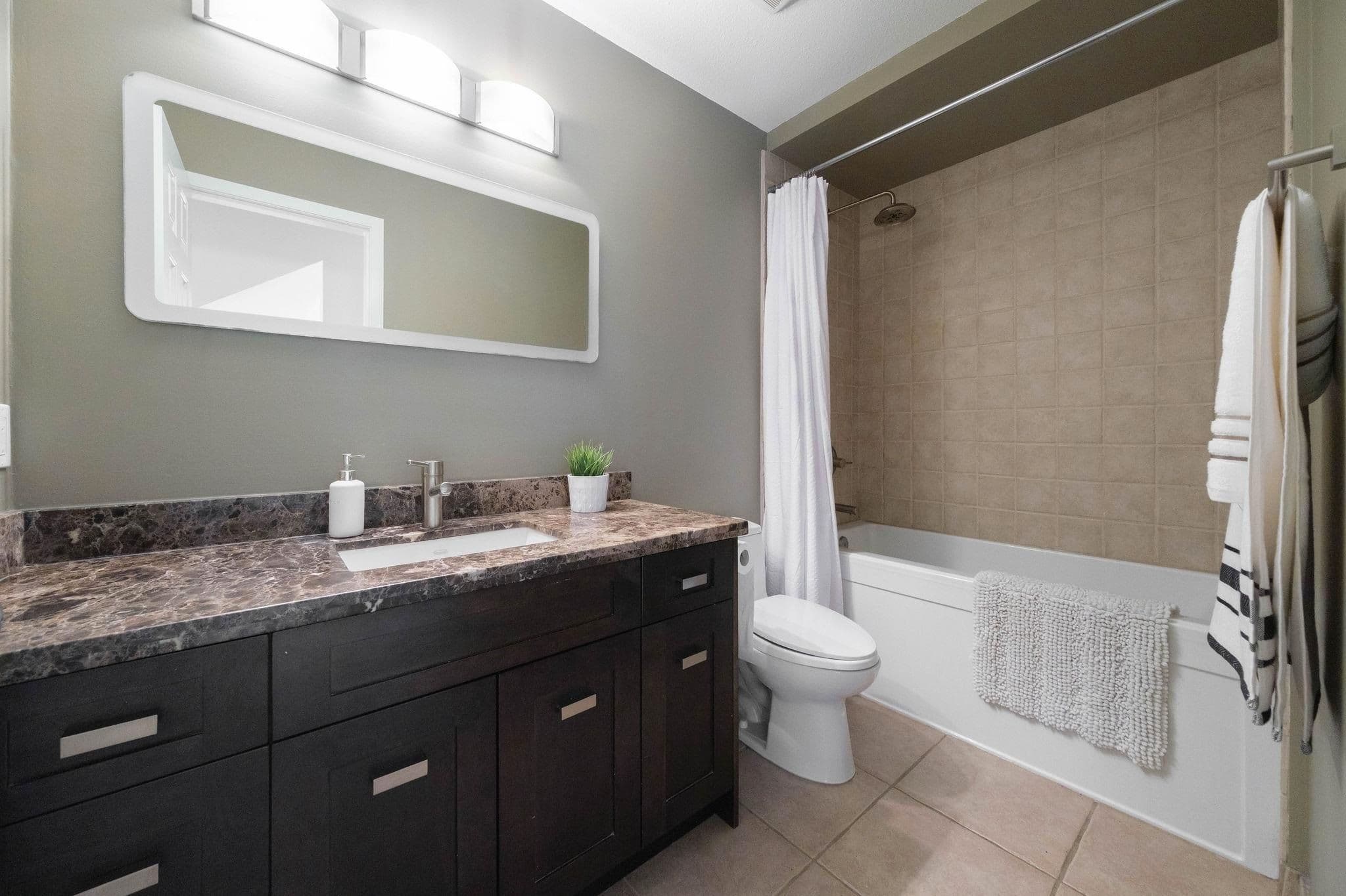 Property photo 8187c35c-d81b-4f5a-8f9d-18853e37aaa1