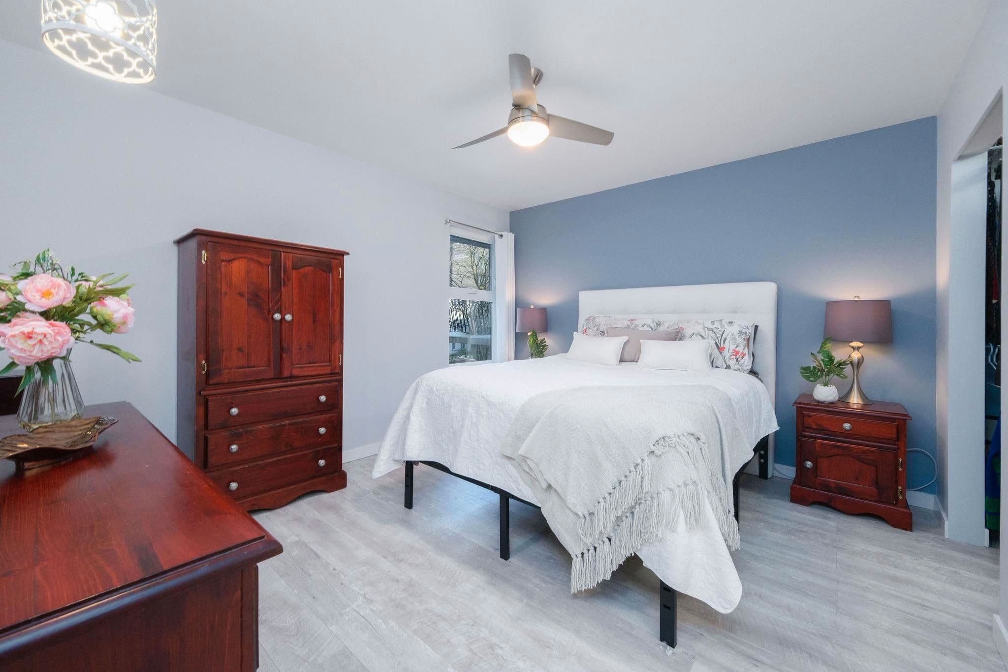Property photo 81f0ad86-5715-4618-9f93-f6c2b09199c4