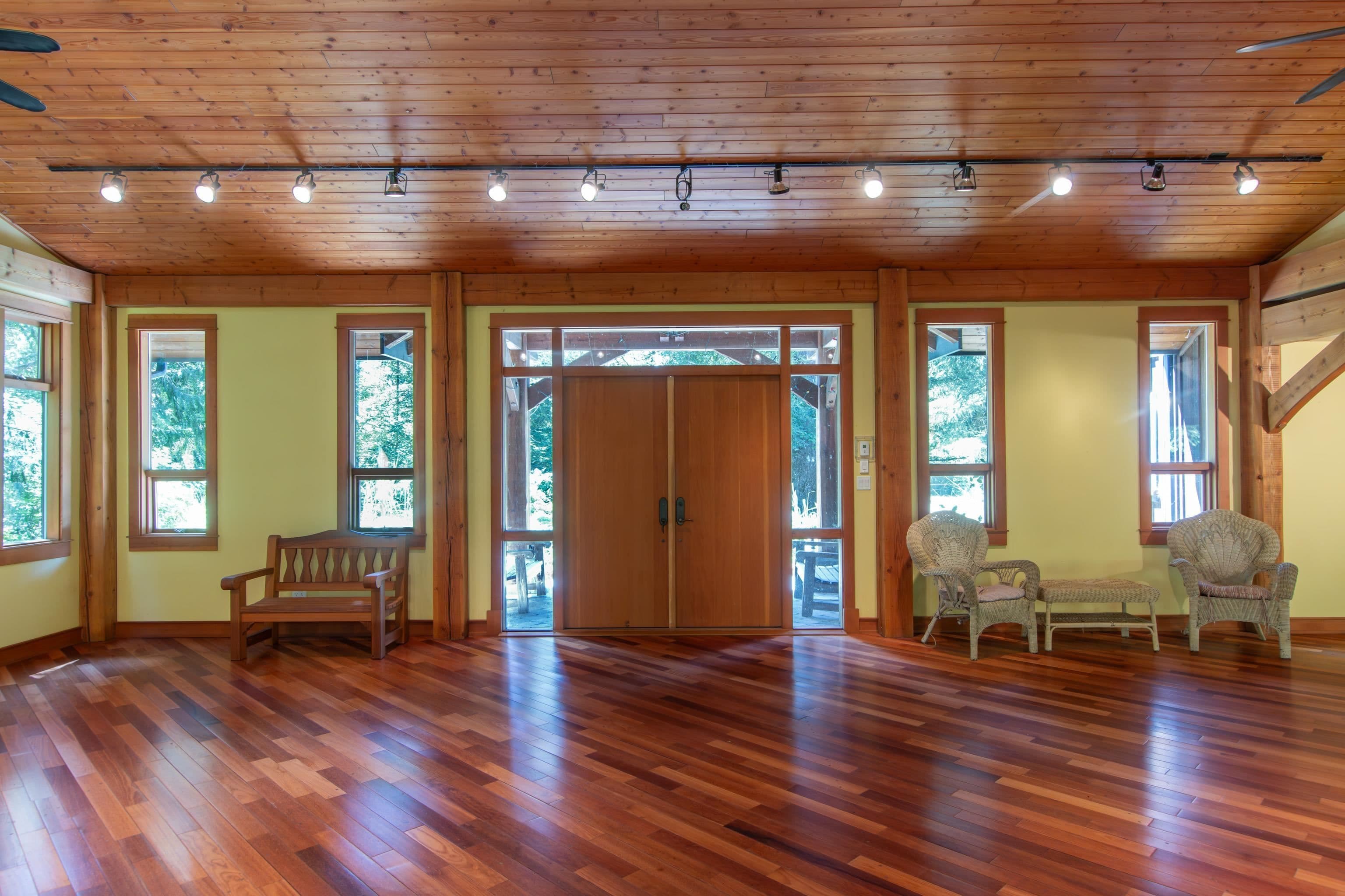 Property photo 82540c64-10ef-460d-8ed0-9c62443bb006