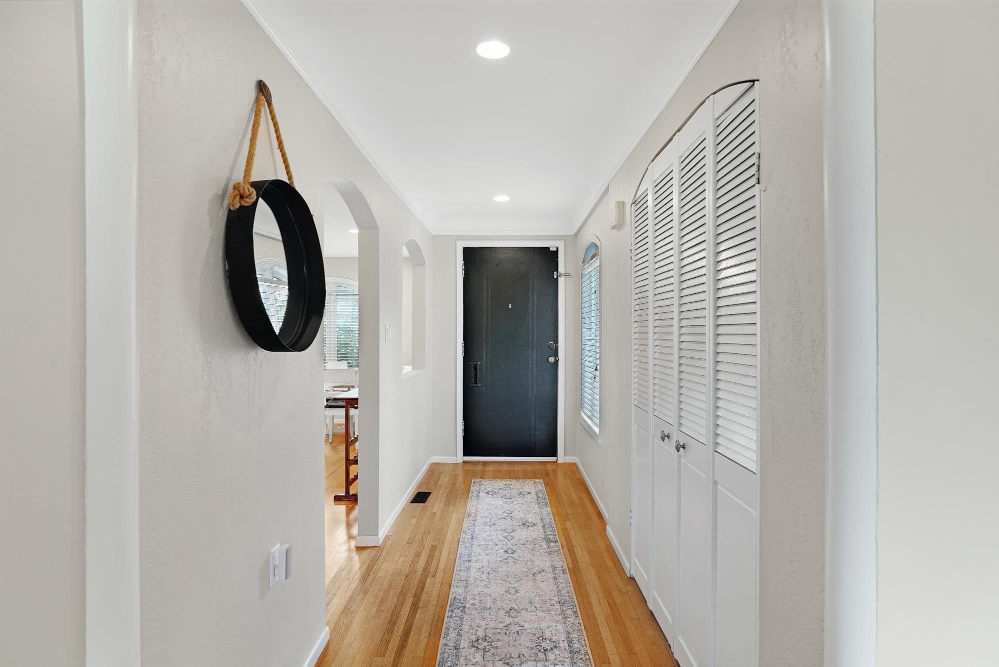 Property photo 83c02e7e-ced9-4b35-ab34-38ae4aff9f06