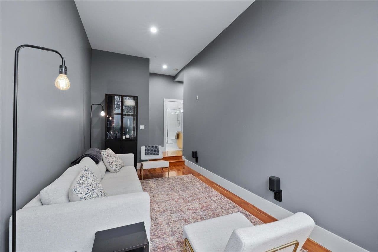 Property photo 8567c3d9-5764-4dec-9d30-28f7bfb7453e