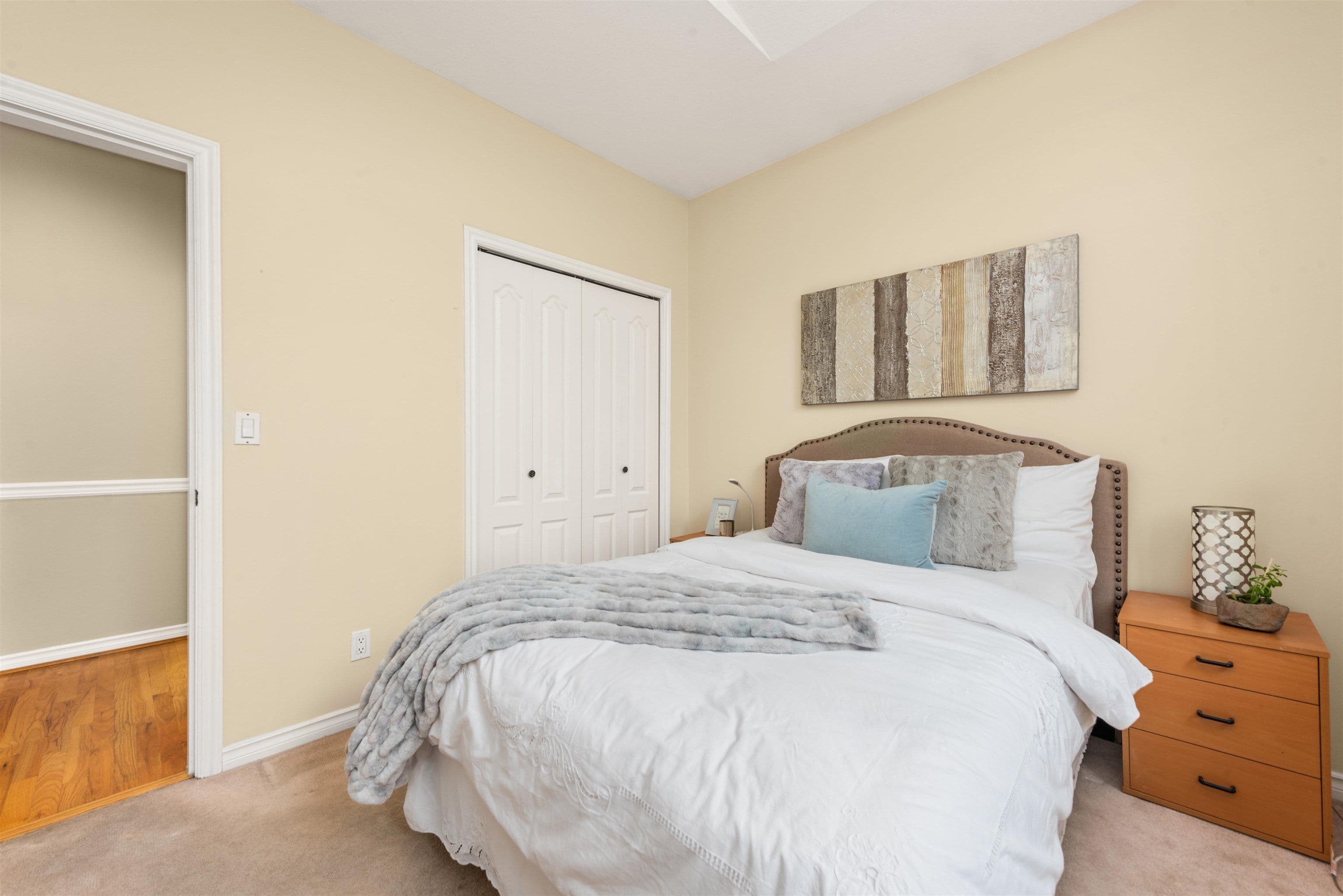 Property photo 8743d371-0a95-4029-a0f1-d3a949d913f7