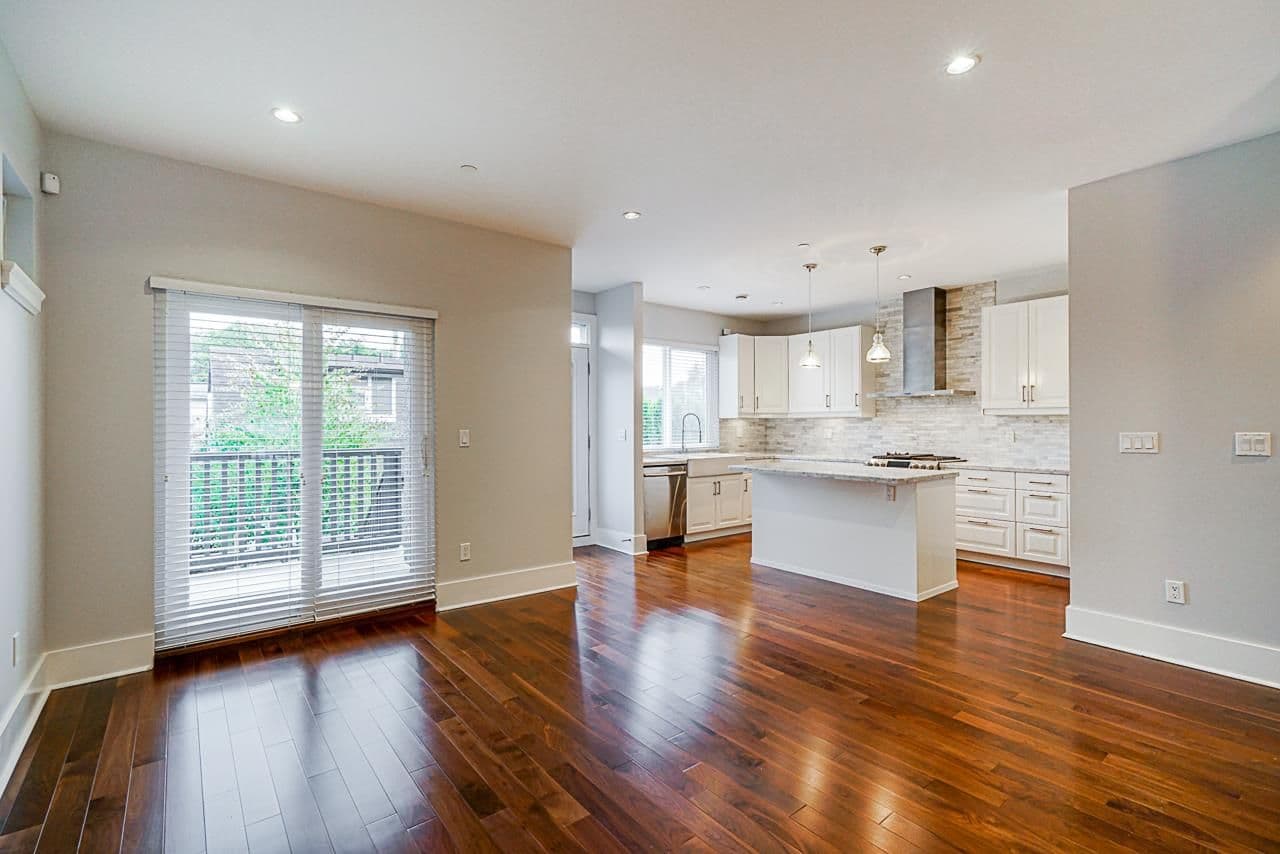 Property photo 87d746fb-4324-4de6-b046-324de2dde501