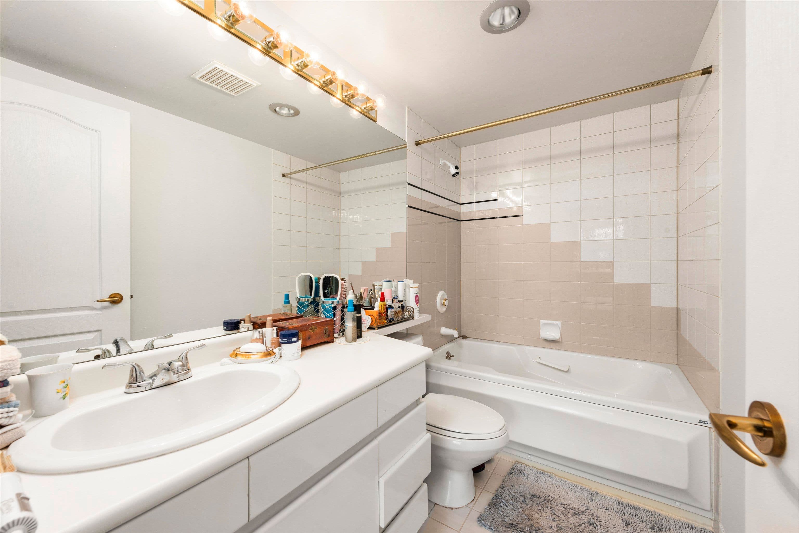 Property photo 88697e7e-a8a3-414b-8bb6-c986f80f4d49