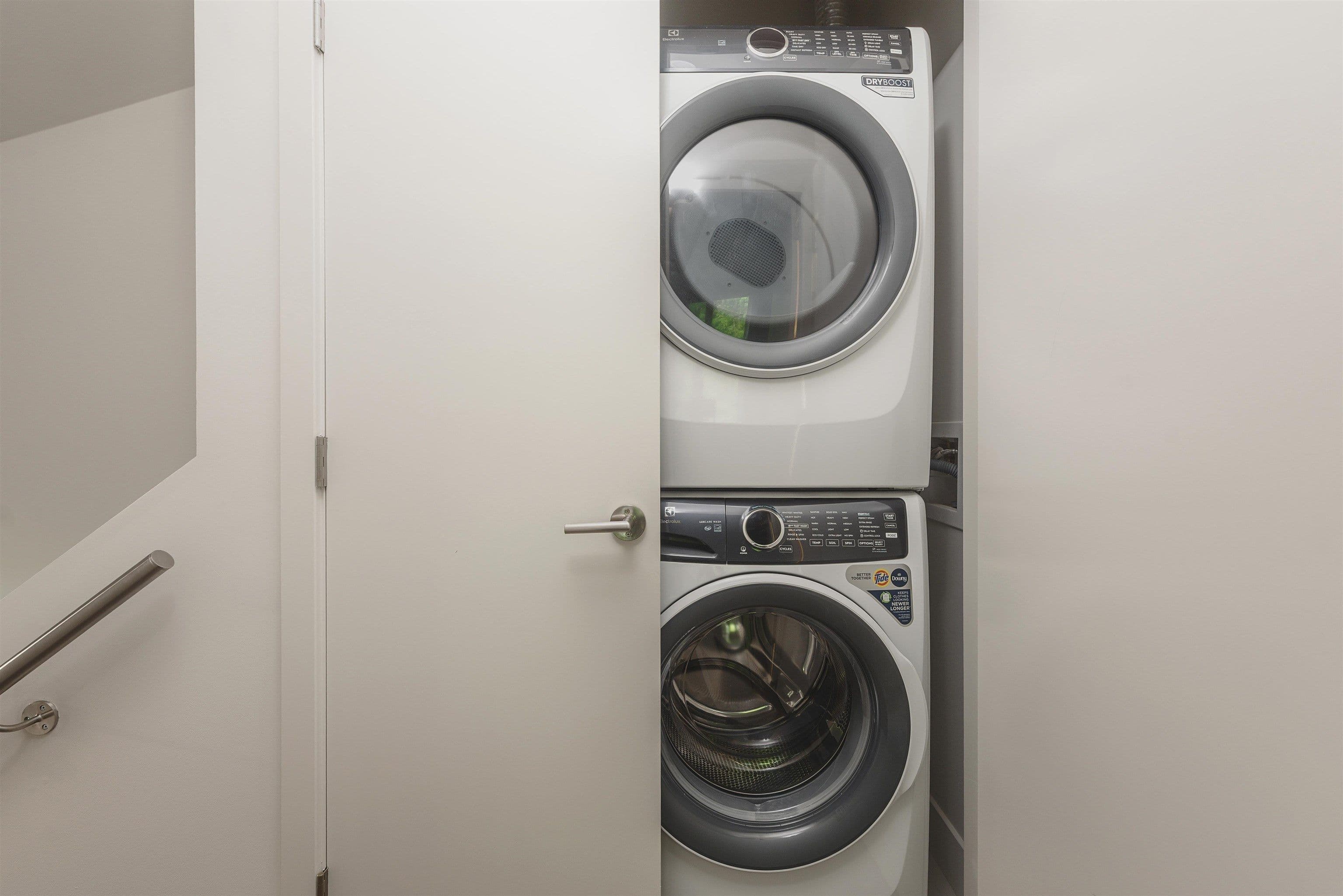 Property photo 89a6909b-604a-48dd-a98c-95b115a87850