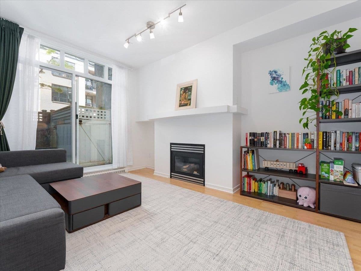 Property photo 8aec98f9-8eba-4d33-a5a5-bd589ef020d9