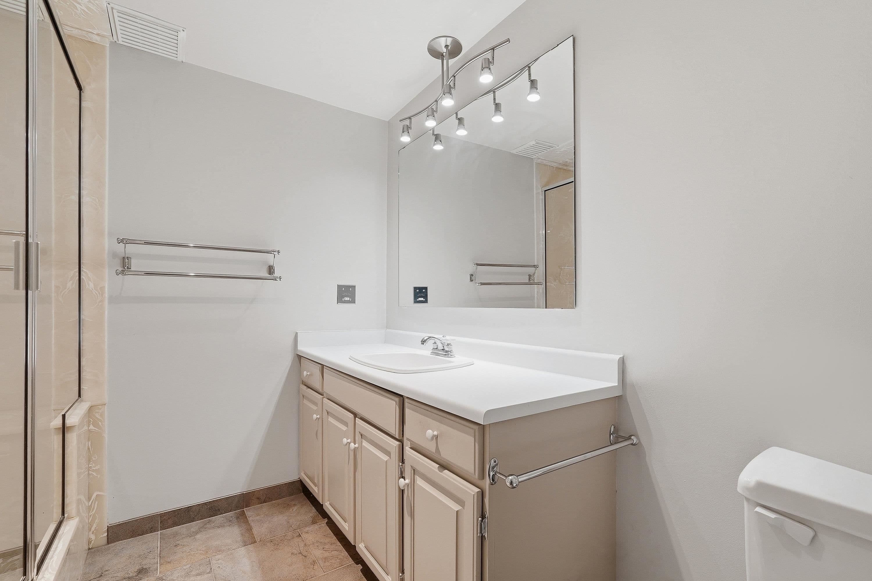 Property photo 8cb31dee-e08f-4d88-b6e4-c09c03060ce7