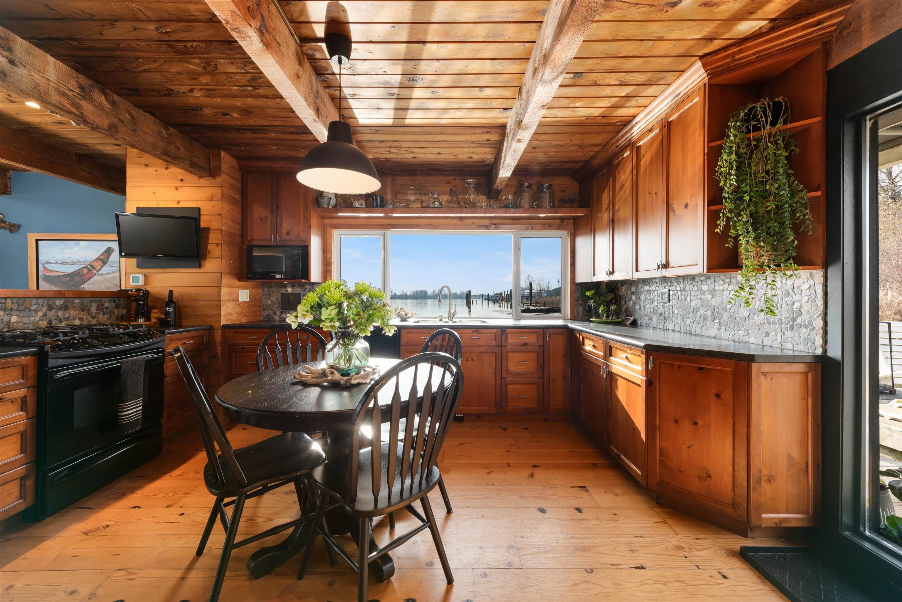 Property photo 8cc6a284-c8cc-4e53-8282-5415a61a5b4f