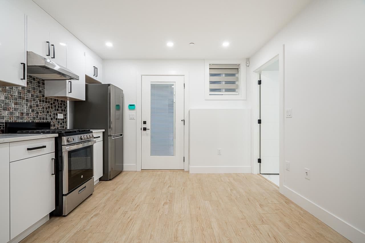 Property photo 8e97715a-7142-45cc-8b8f-e38357b94d13