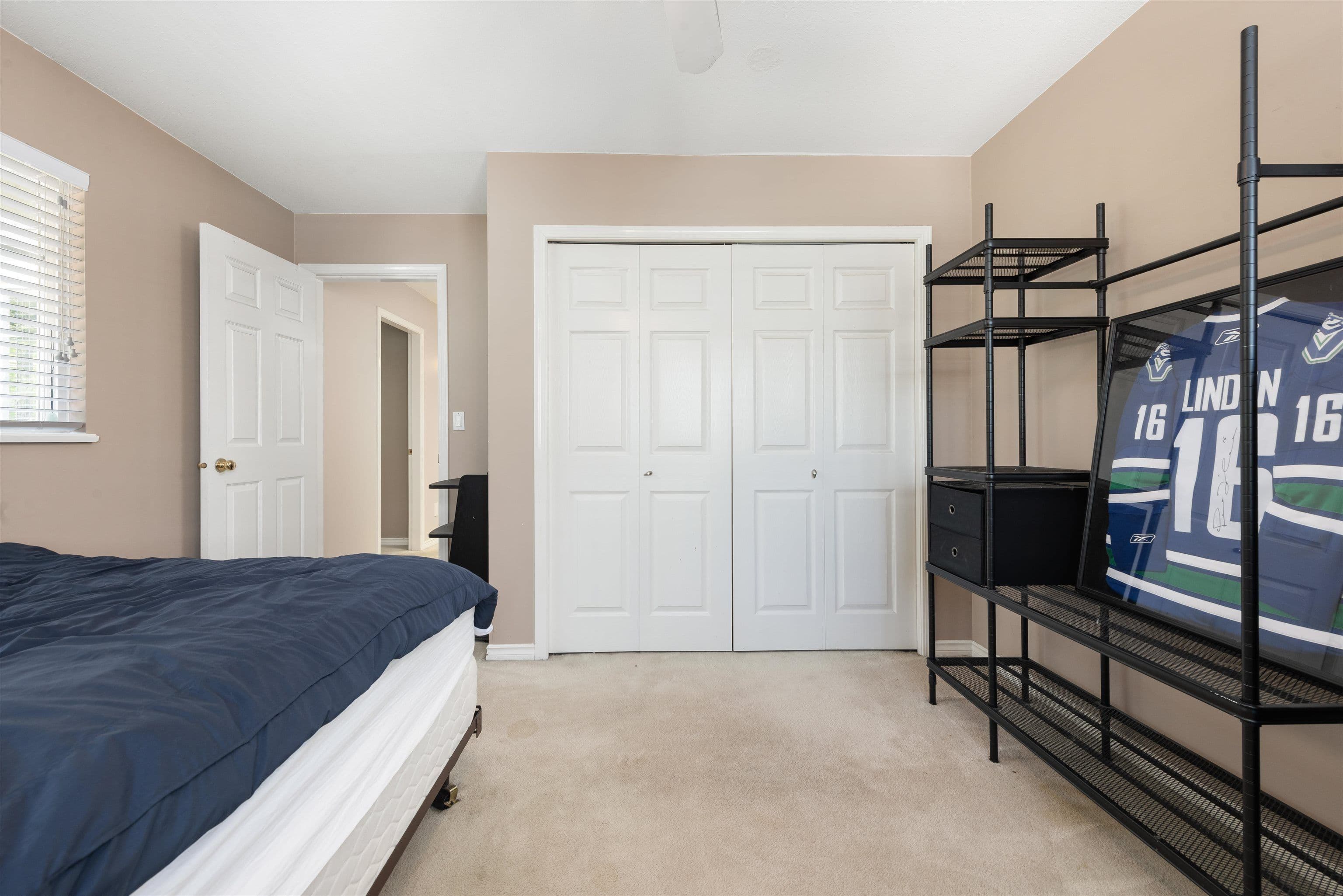 Property photo 8ef631f7-b1e3-4d40-b679-0fe10f697098
