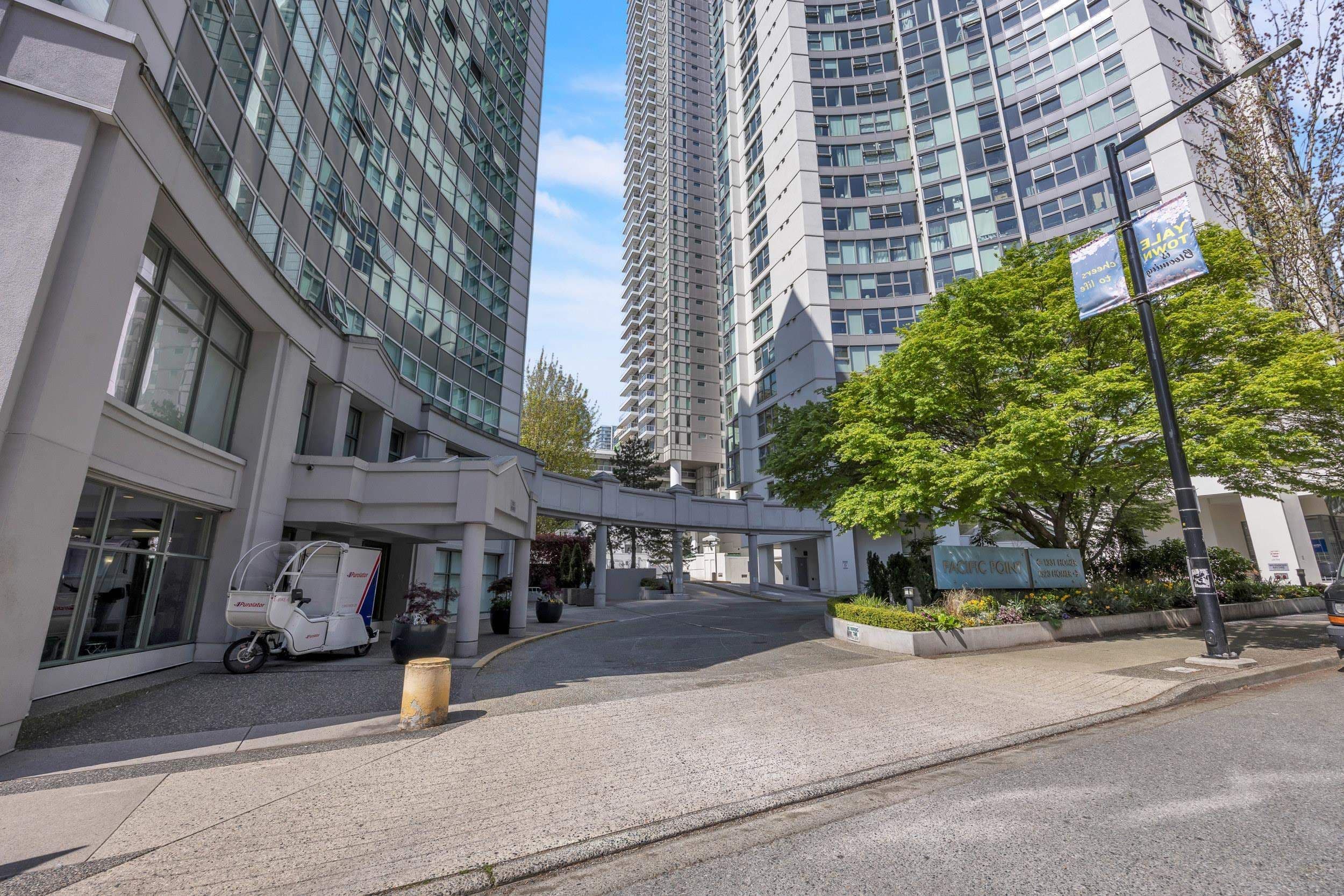 Property photo 8f92865b-6426-411a-8598-be3525117de7