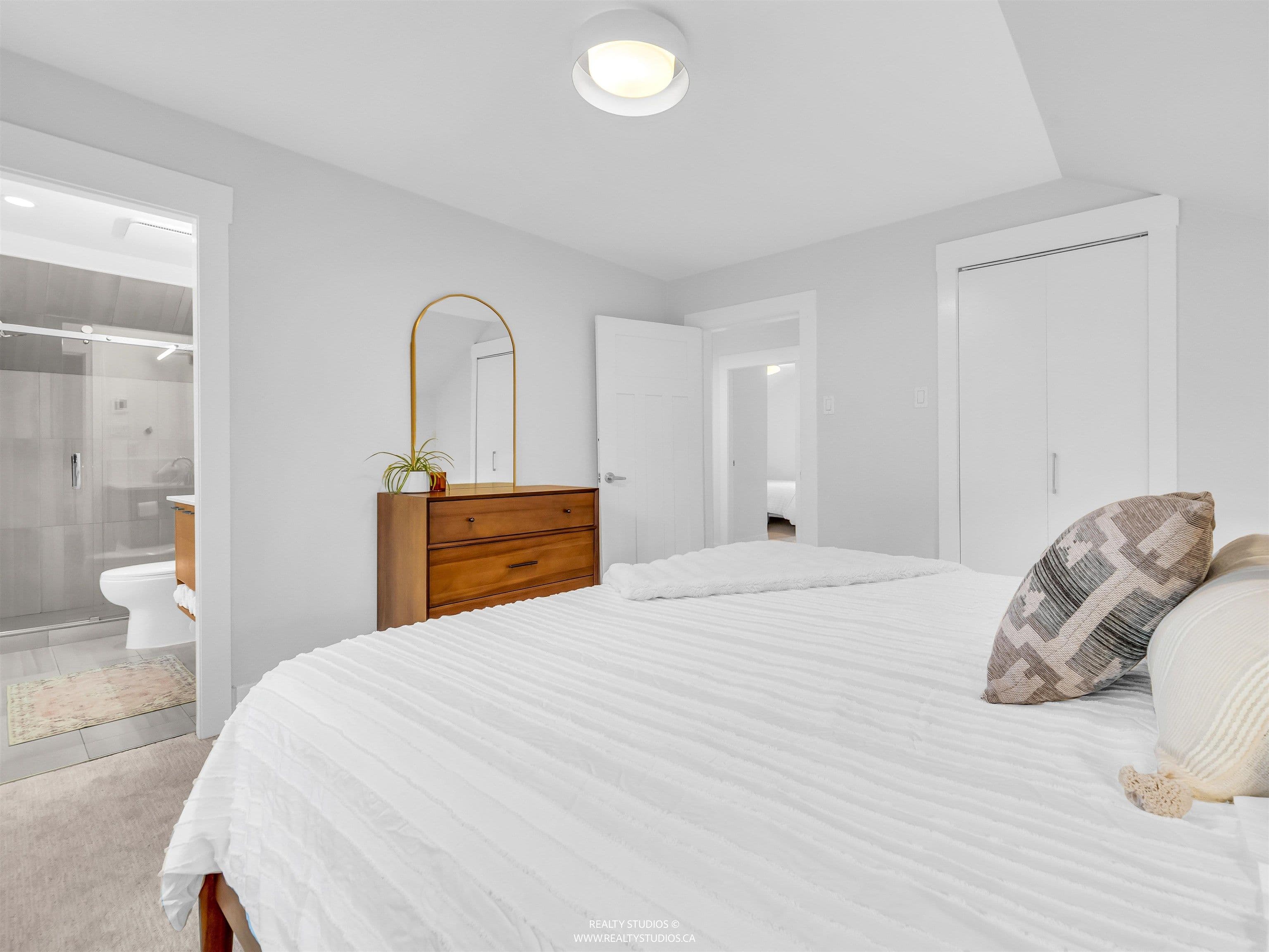 Property photo 90a70f24-3add-40a3-8110-21f184220990