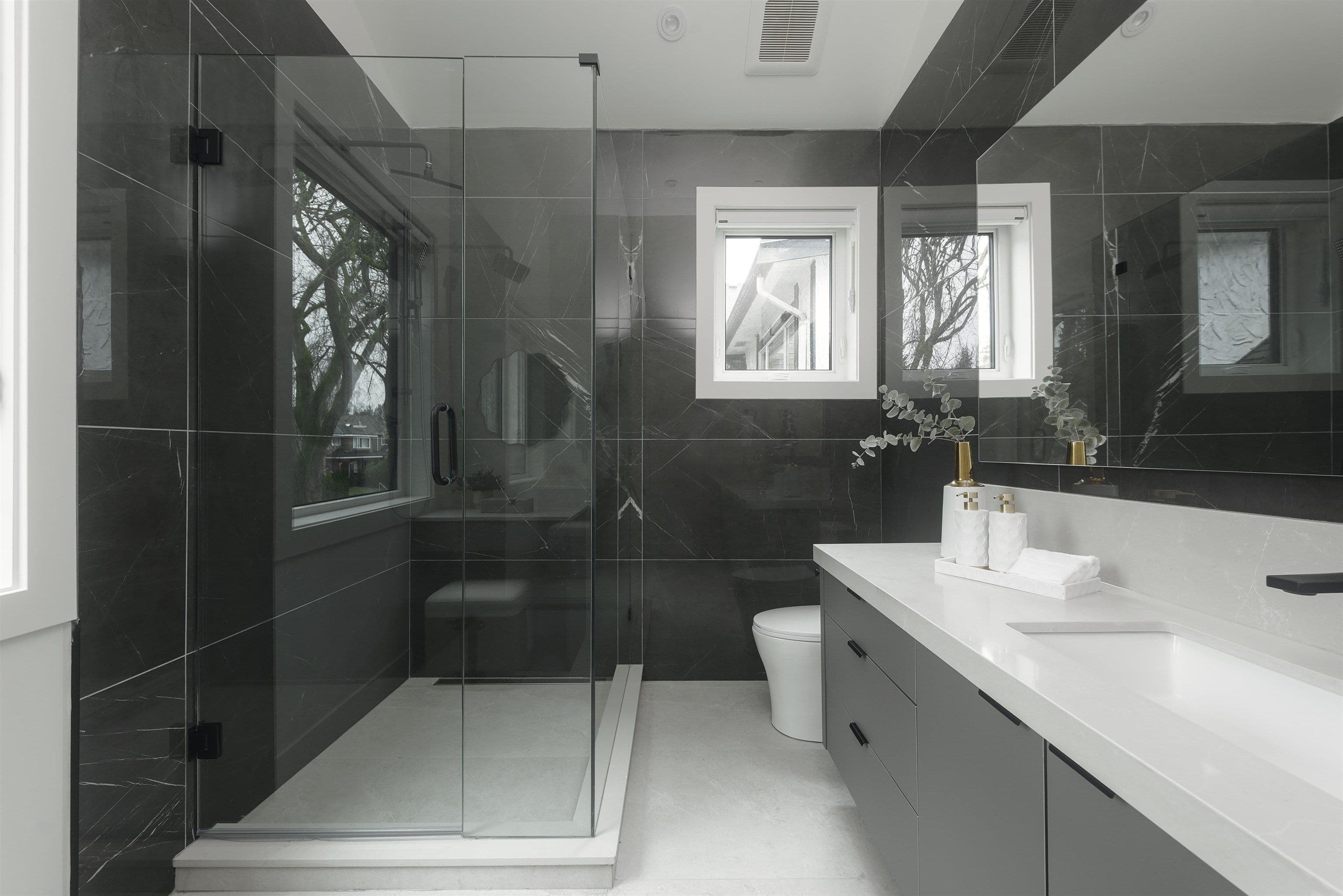 Property photo 94a2126b-5f62-4c95-9c2e-3a1468806737