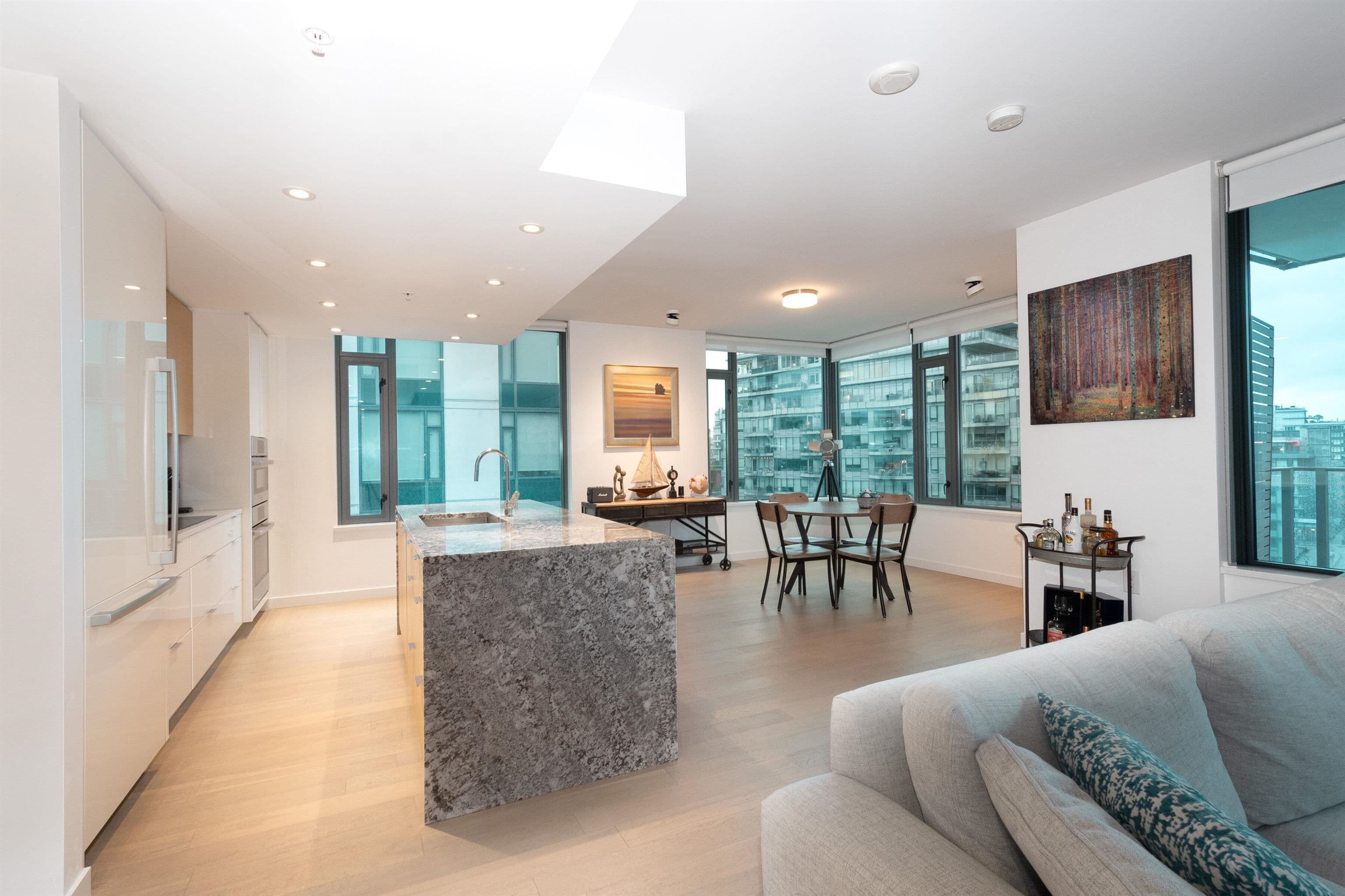 Property photo 968ac7a5-4134-4aa3-a61a-ed091f3d94ae