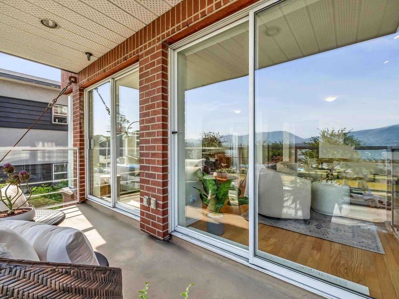 Property photo 96af6533-fc2c-48a9-b77c-a1b30f4e53b2