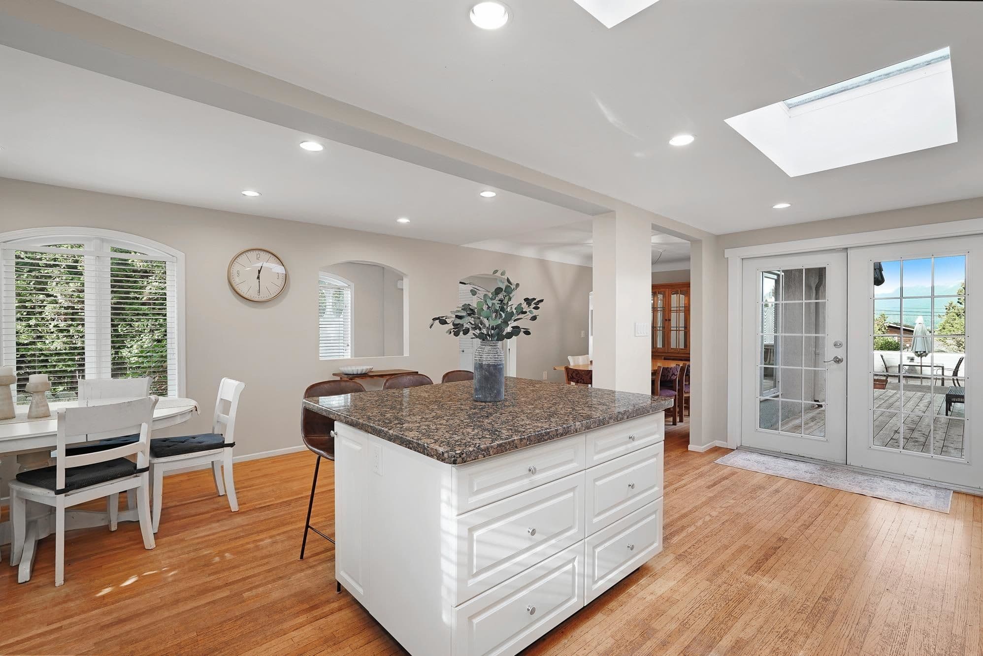 Property photo 9792571b-fd1c-4a3d-83b4-46d8572c8afb