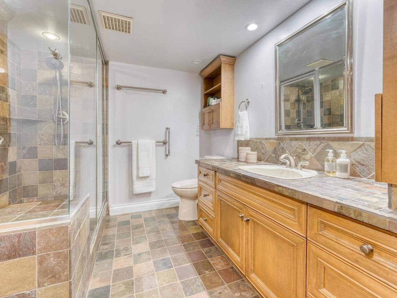 Property photo 97b17ae5-9e0b-4825-b9e4-e2e742347f2d
