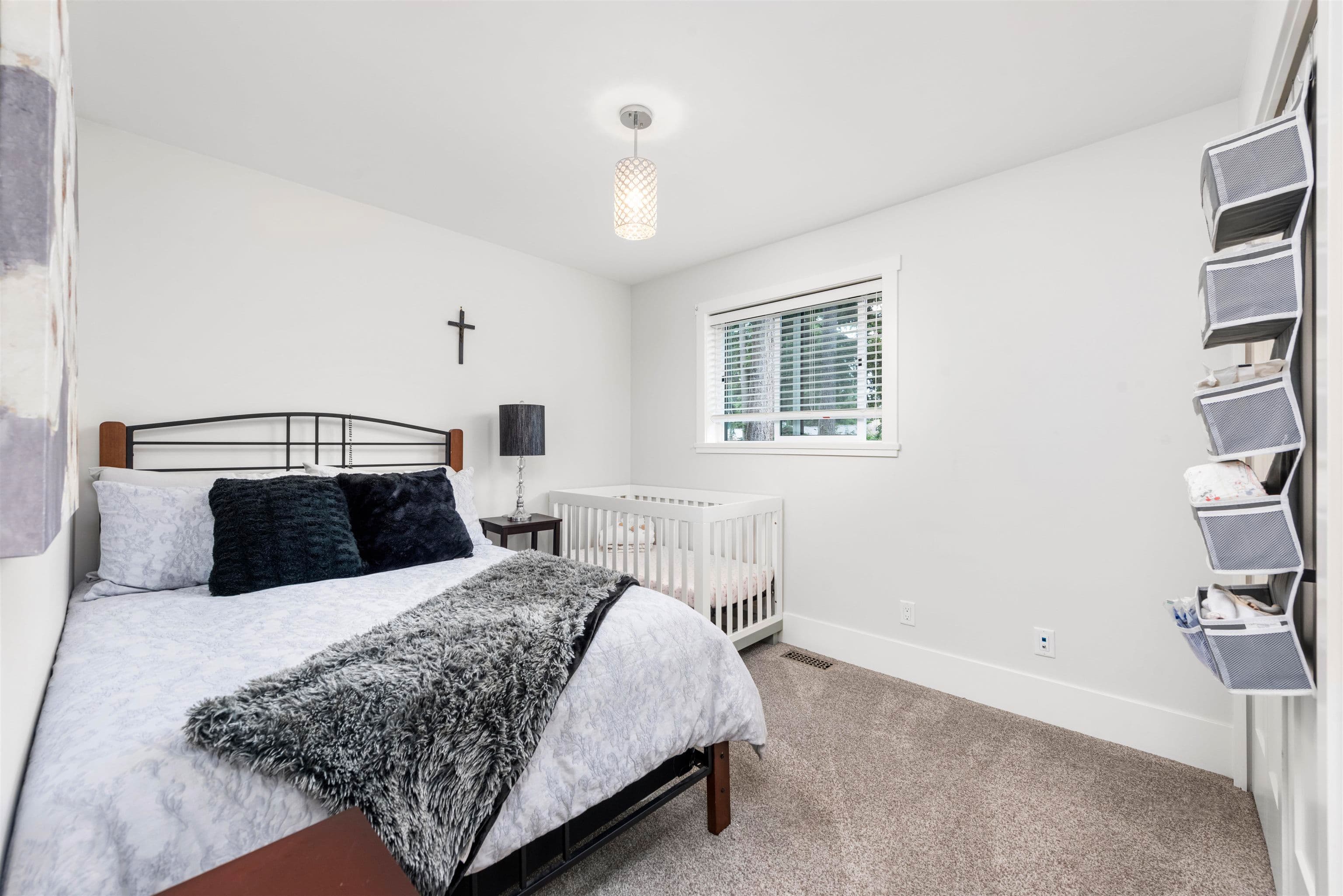 Property photo 99643719-080e-46fa-88c4-e8185f5767a3