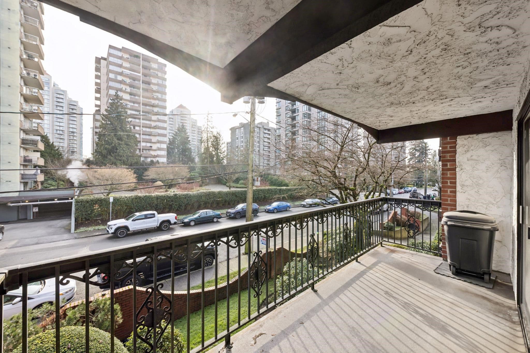 Property photo 99830bc6-3843-47fd-b6aa-44c9e997e098