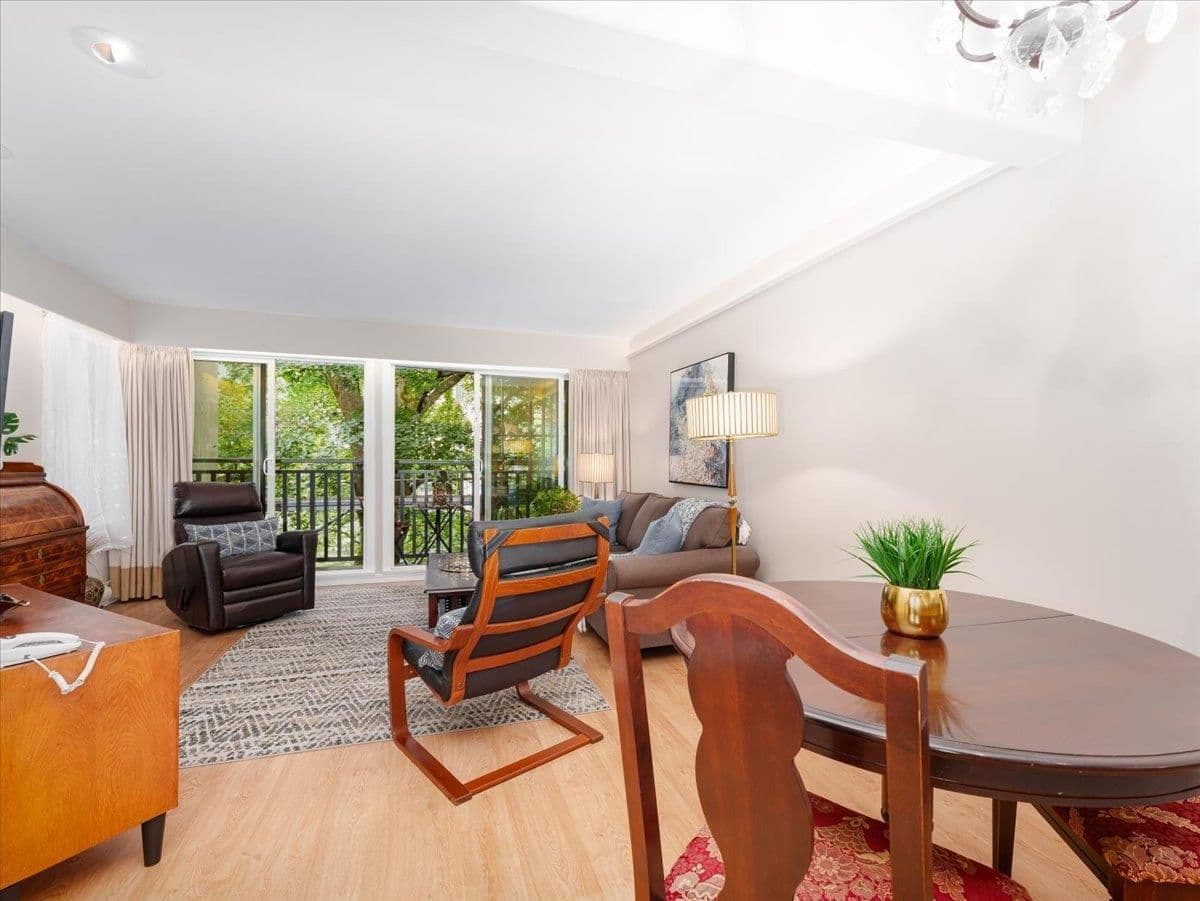 Property photo 99c98627-795d-4d81-ae57-682a20225564