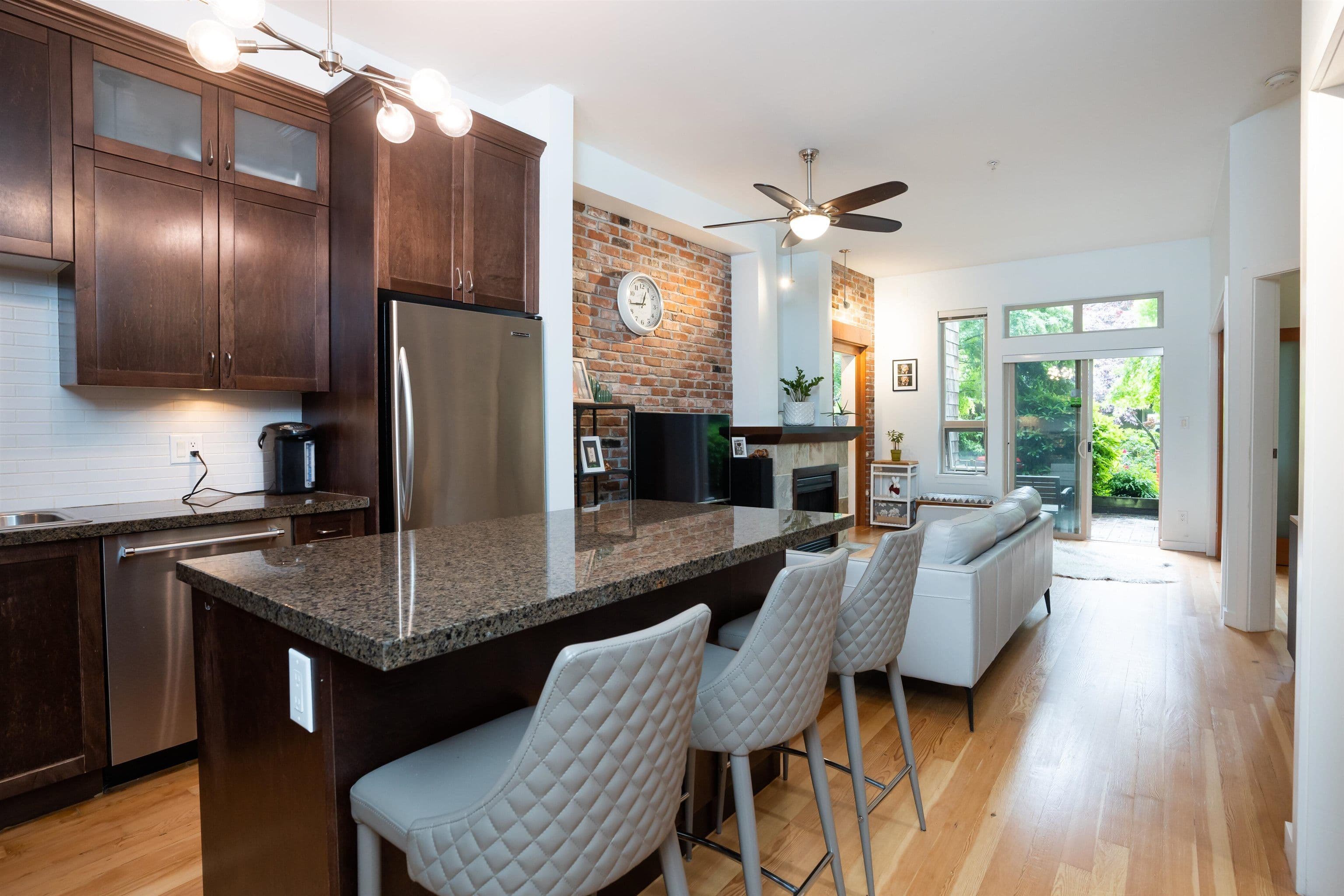 Property photo 9b0d751a-d62b-460c-93ce-1030cf2c6832