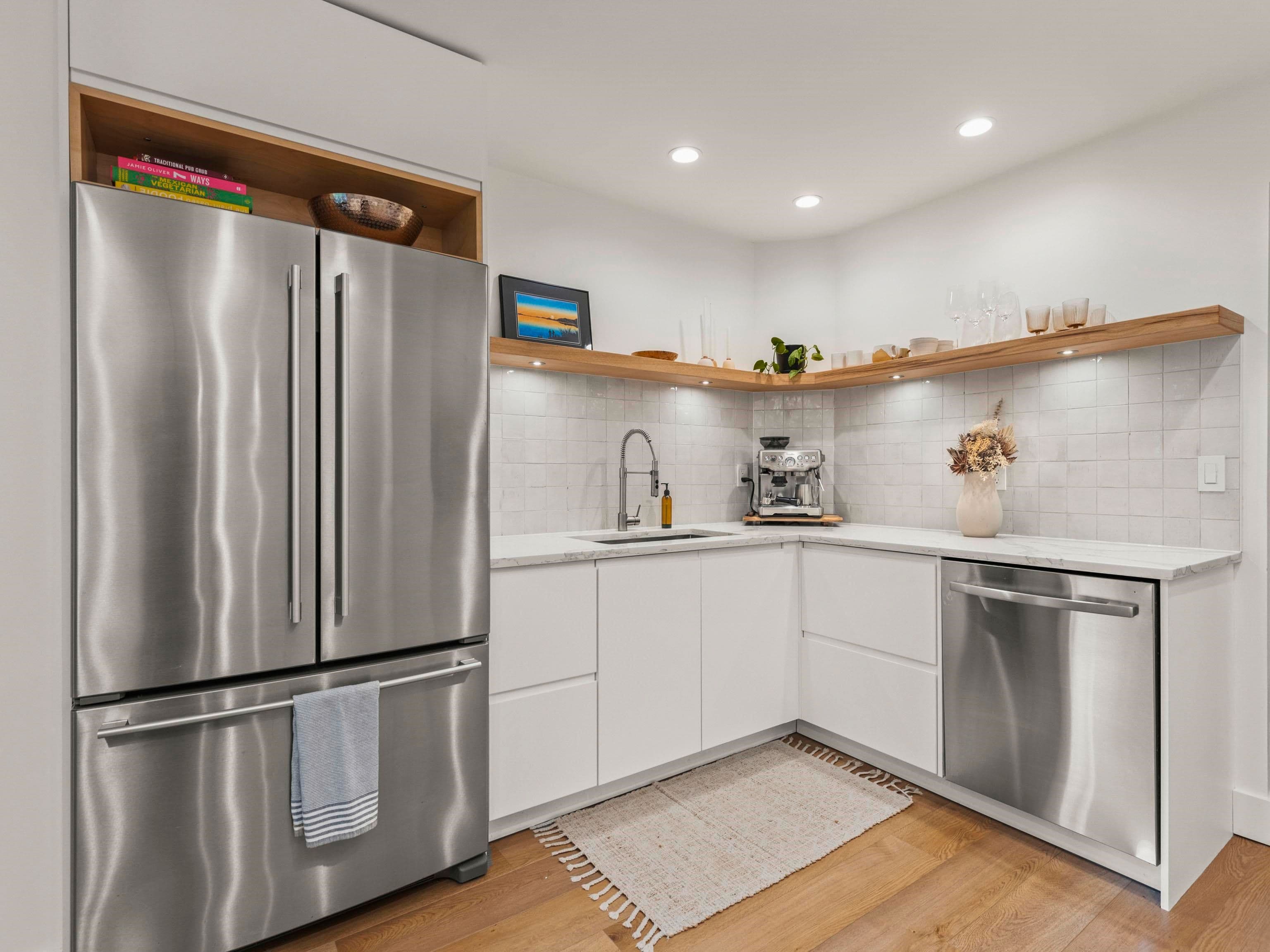 Property photo 9c7f7c85-8a20-47c1-9a9e-61cf8f3b3e62