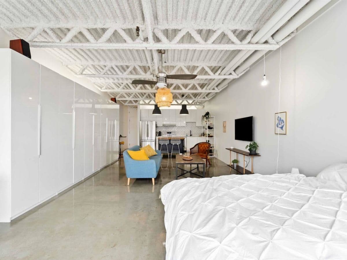 Property photo 9c7fc5b9-3acb-4f23-9704-33c8c2d187e1
