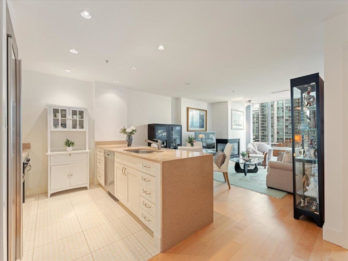 Property photo 9d0a0f46-b248-4709-930a-aa1d849232bb