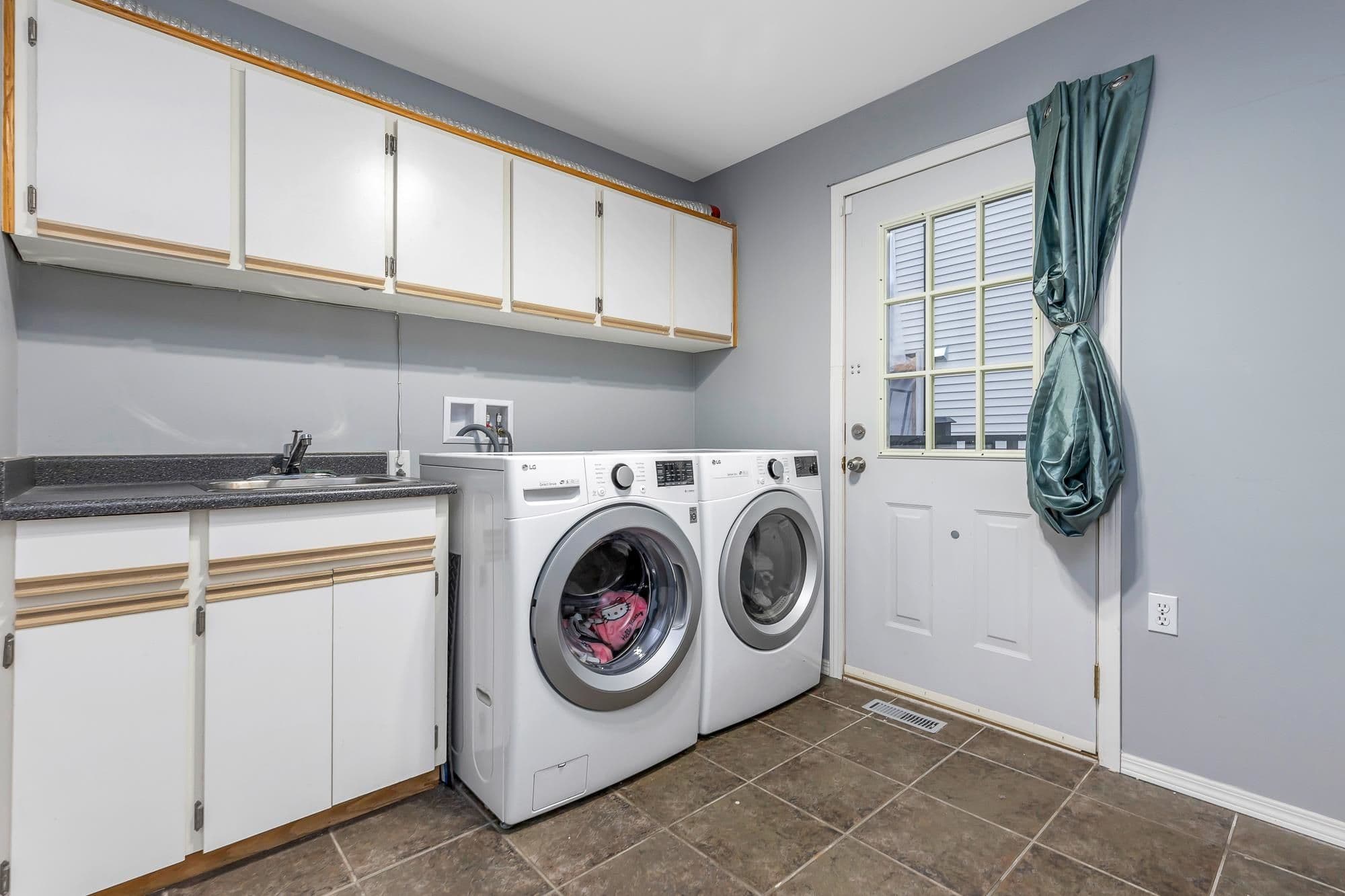 Property photo a16f8c6d-80ac-4297-8c07-59eec83ee0d1