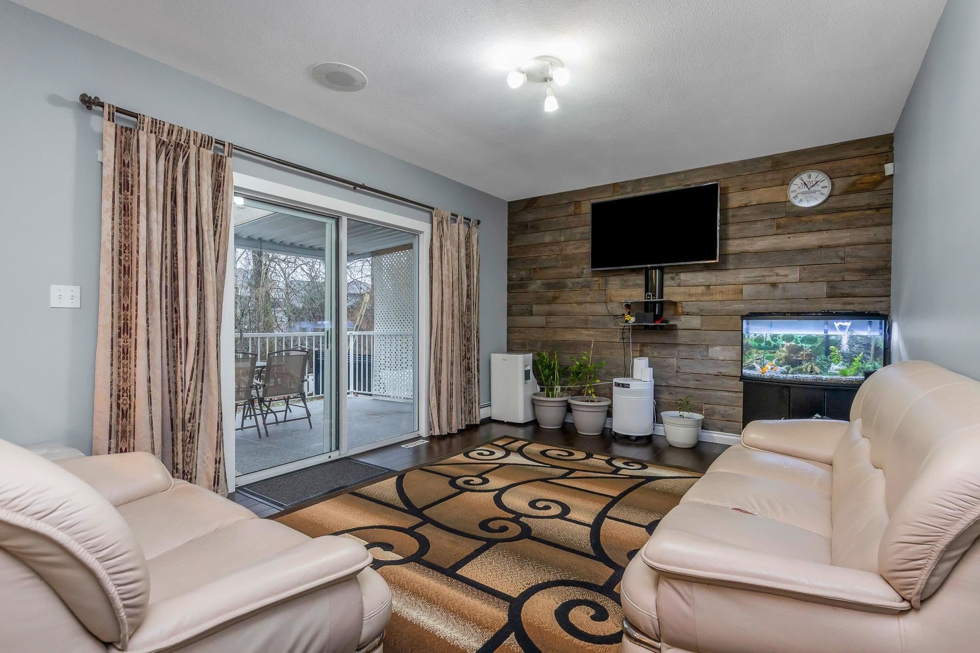 Property photo a18b74d7-e929-49d3-a251-a163d5f3de88