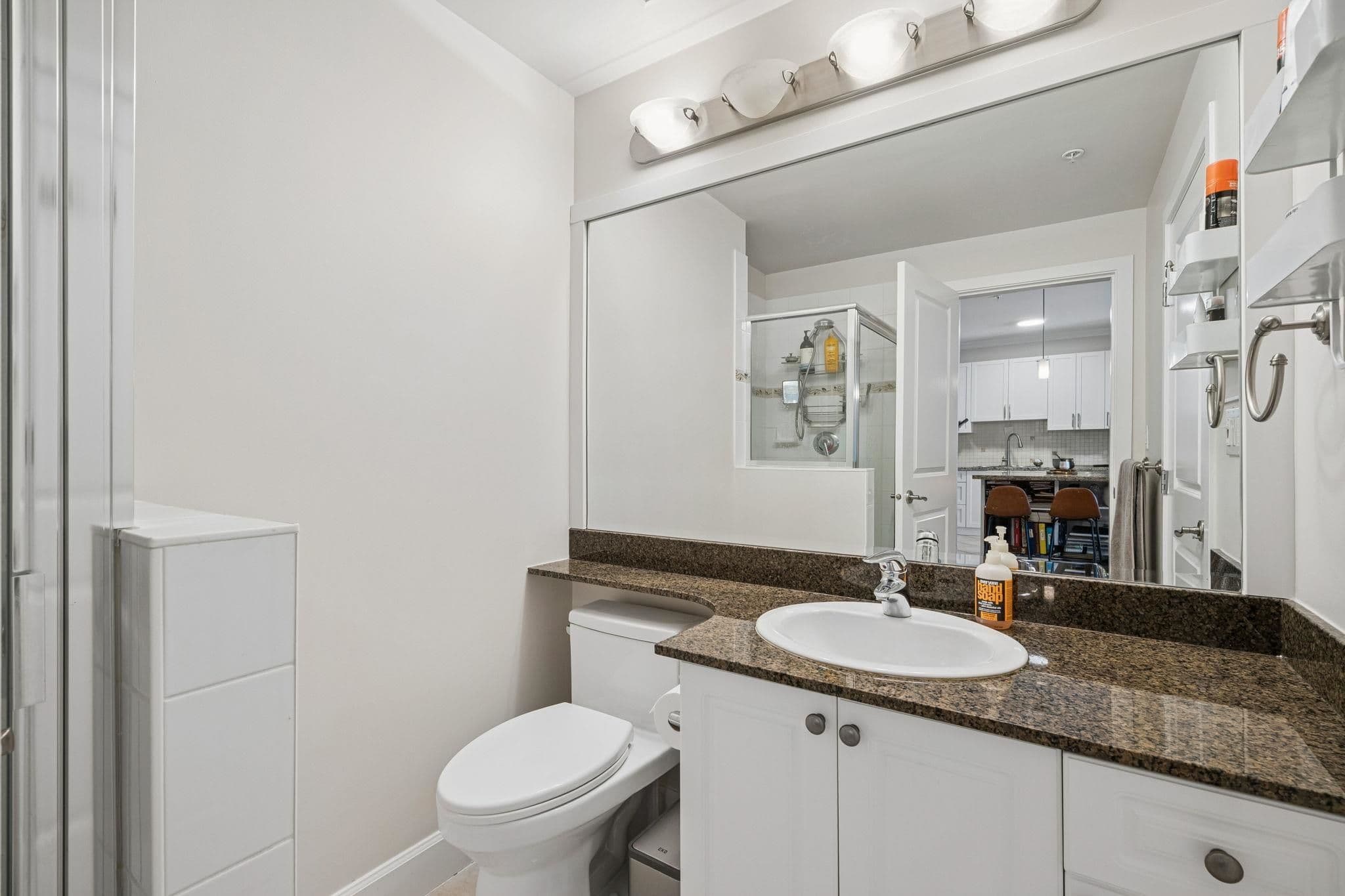 Property photo a193fa24-0283-4f18-9612-095df4459003
