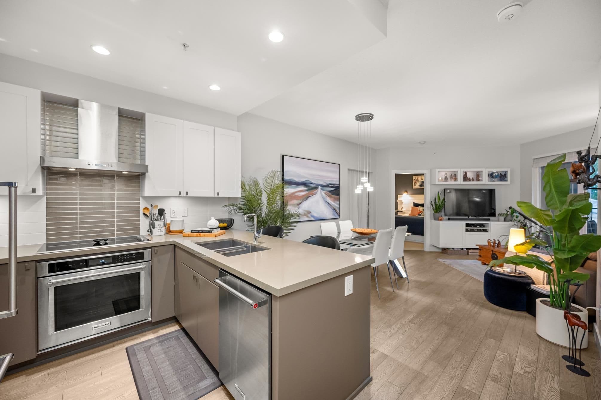 Property photo a24caf32-6ebb-434e-a22e-0366511b87d2