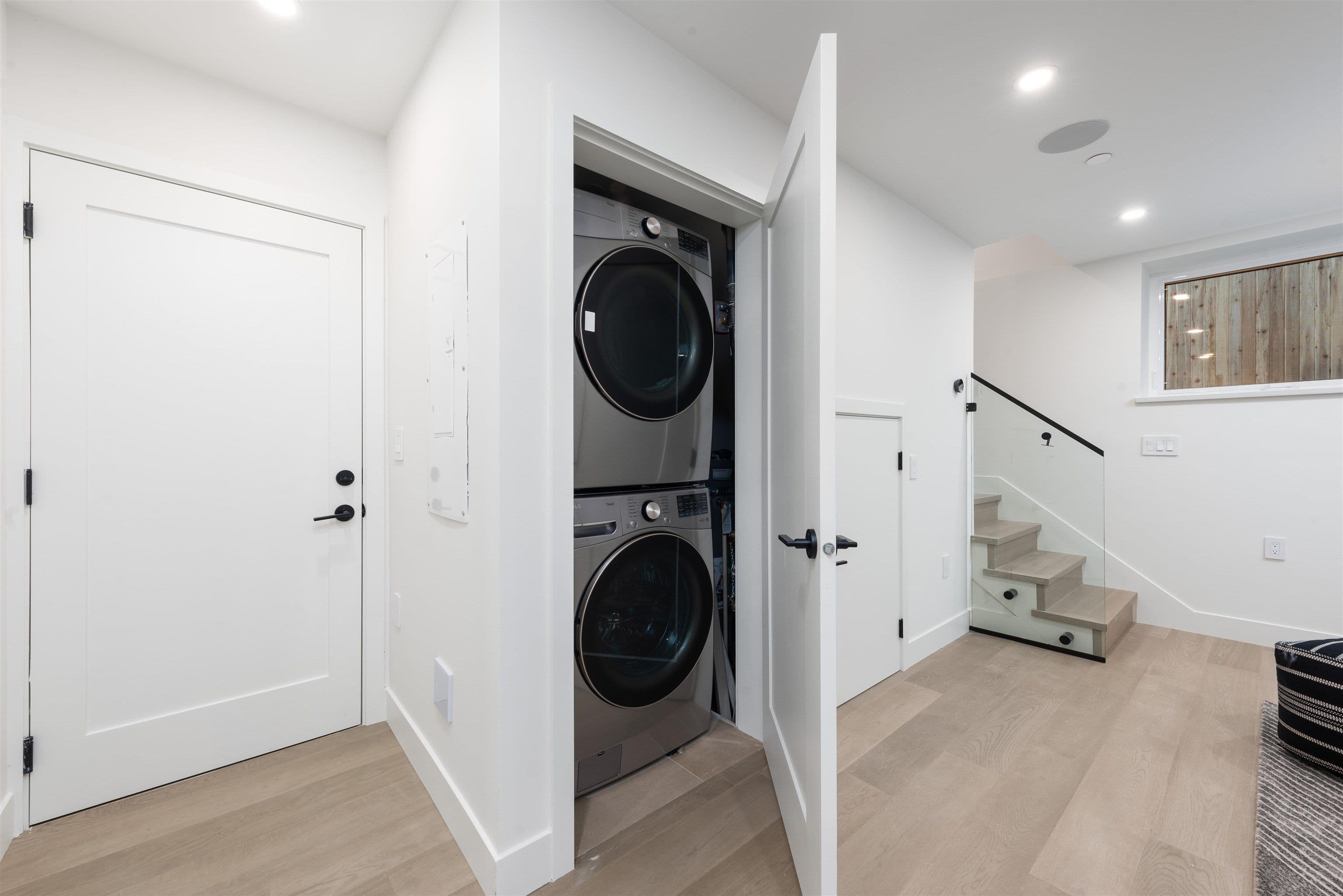 Property photo a27f213a-5f64-4b55-af1f-673e08f7f5ba