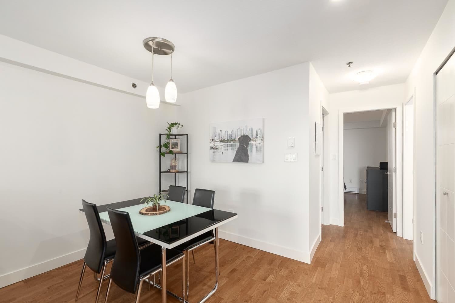 Property photo a48d54df-5d0a-4b1b-824b-2bc4ab70e7df