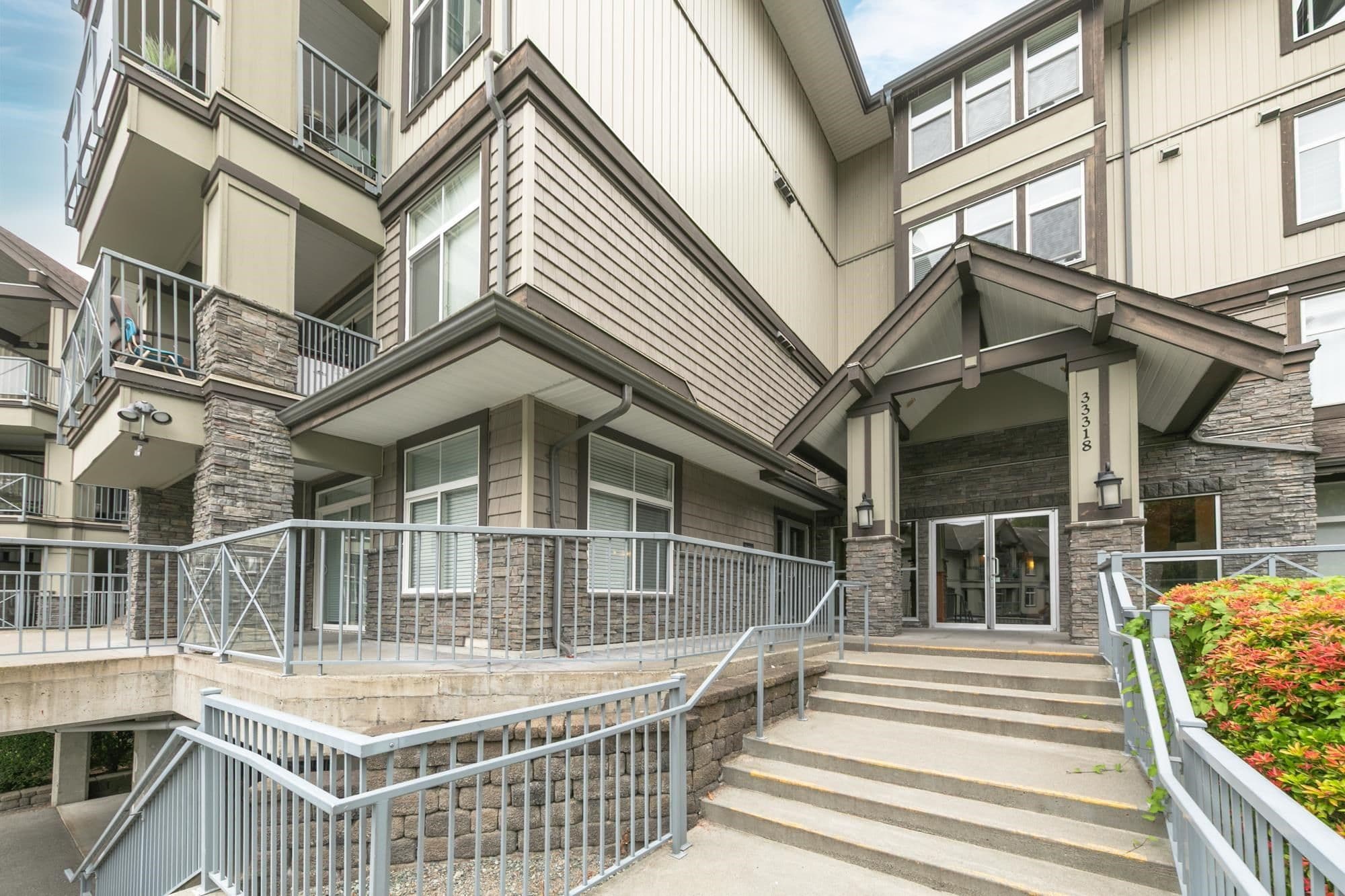 Property photo a4df0ebd-1800-4522-9462-c4ec4a531e7d