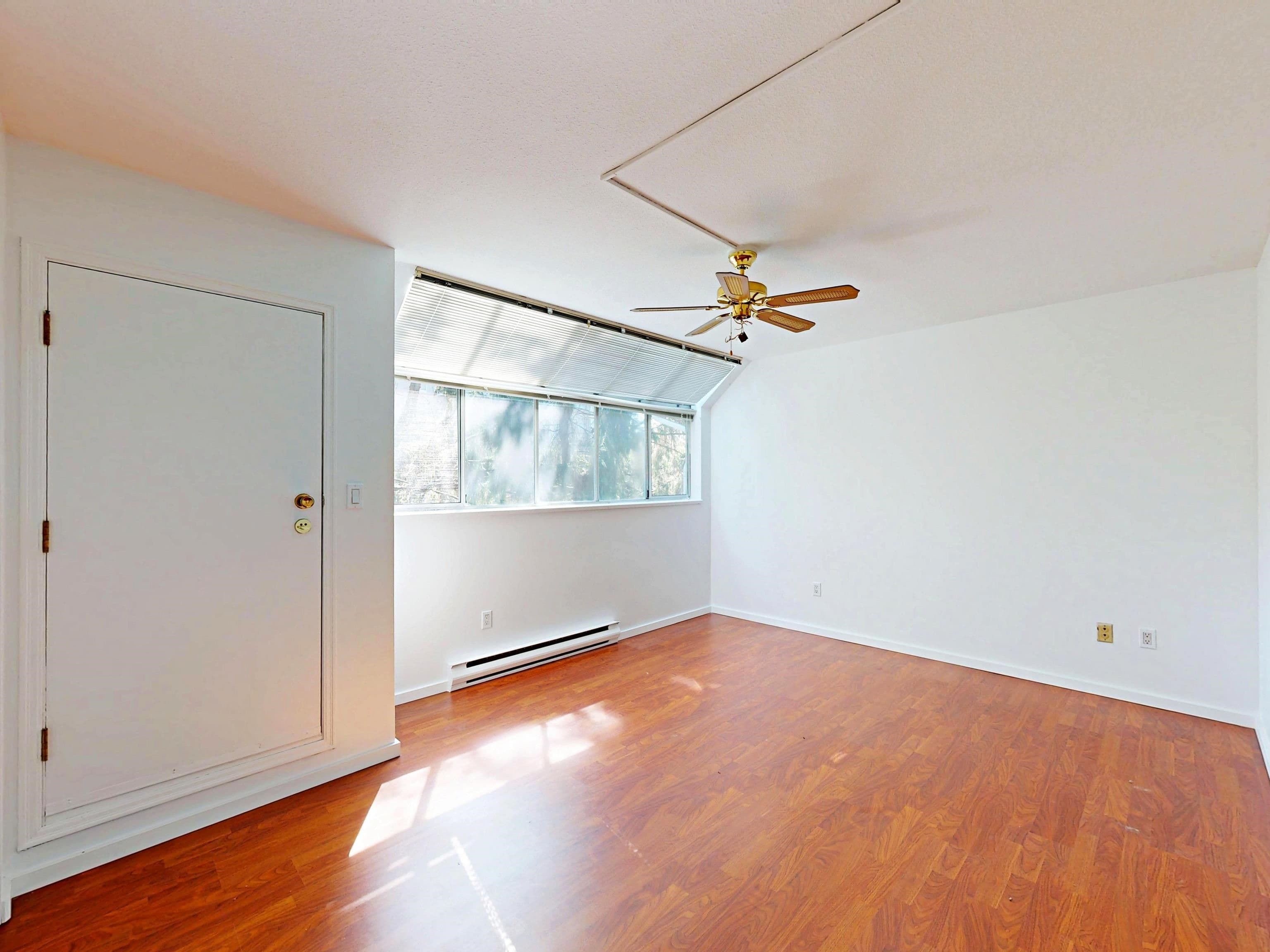 Property photo a5ef0d18-37d4-4d1f-b5f3-6cc4d593fa50