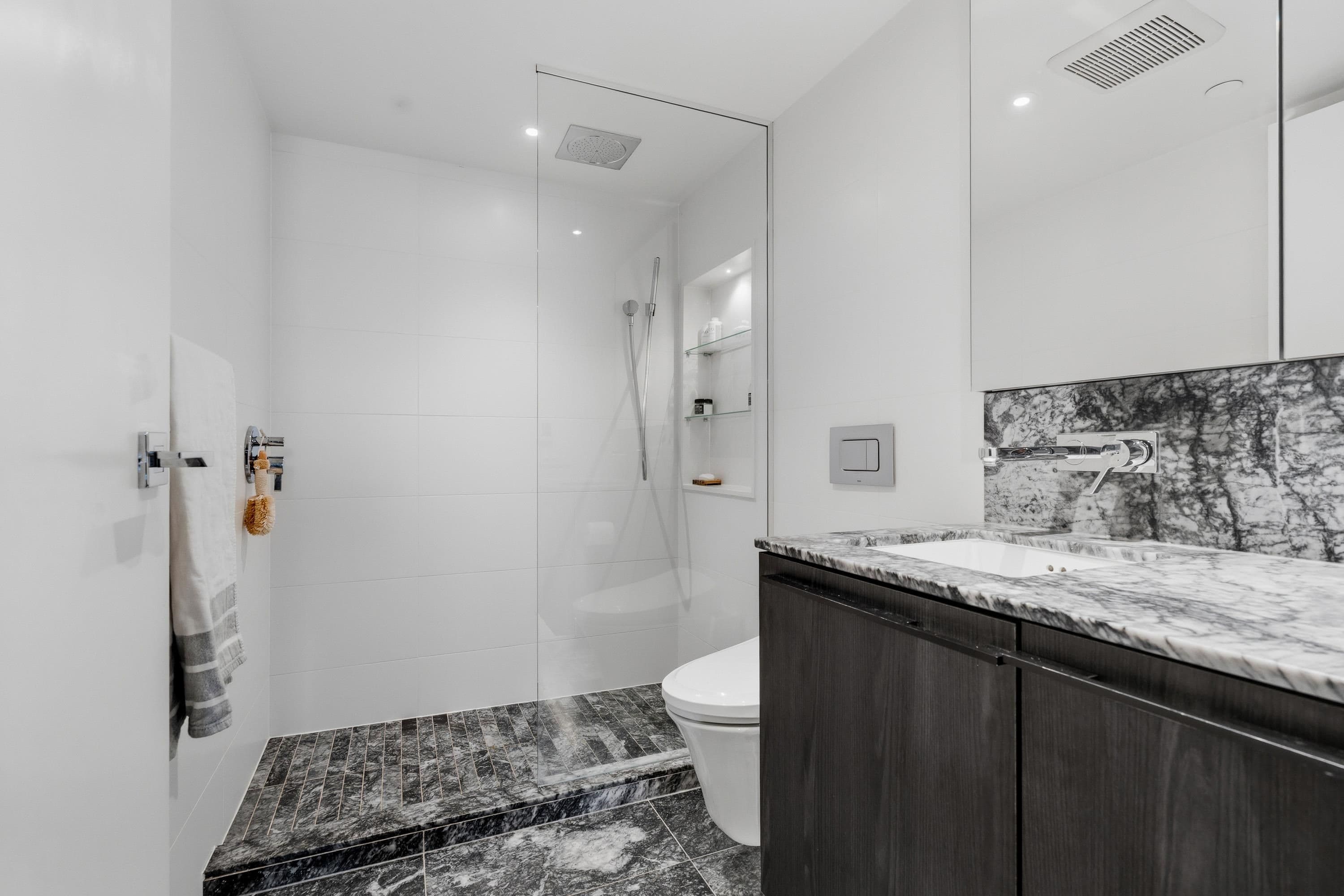 Property photo a99bcec9-7f9e-488e-b0b0-d4549b7a890c
