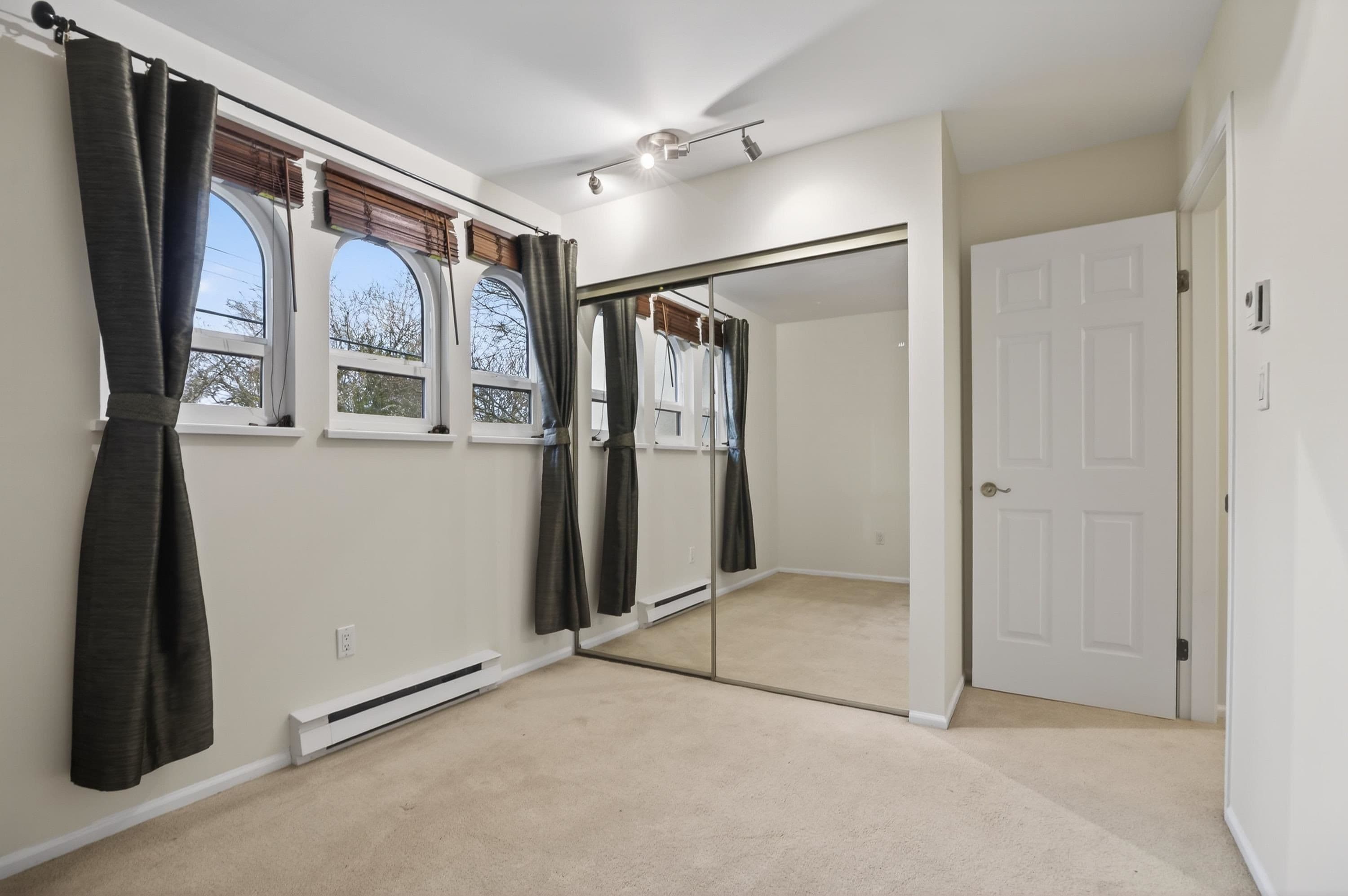 Property photo ab68c7ce-67a9-4fa7-9388-5f893e0060e9