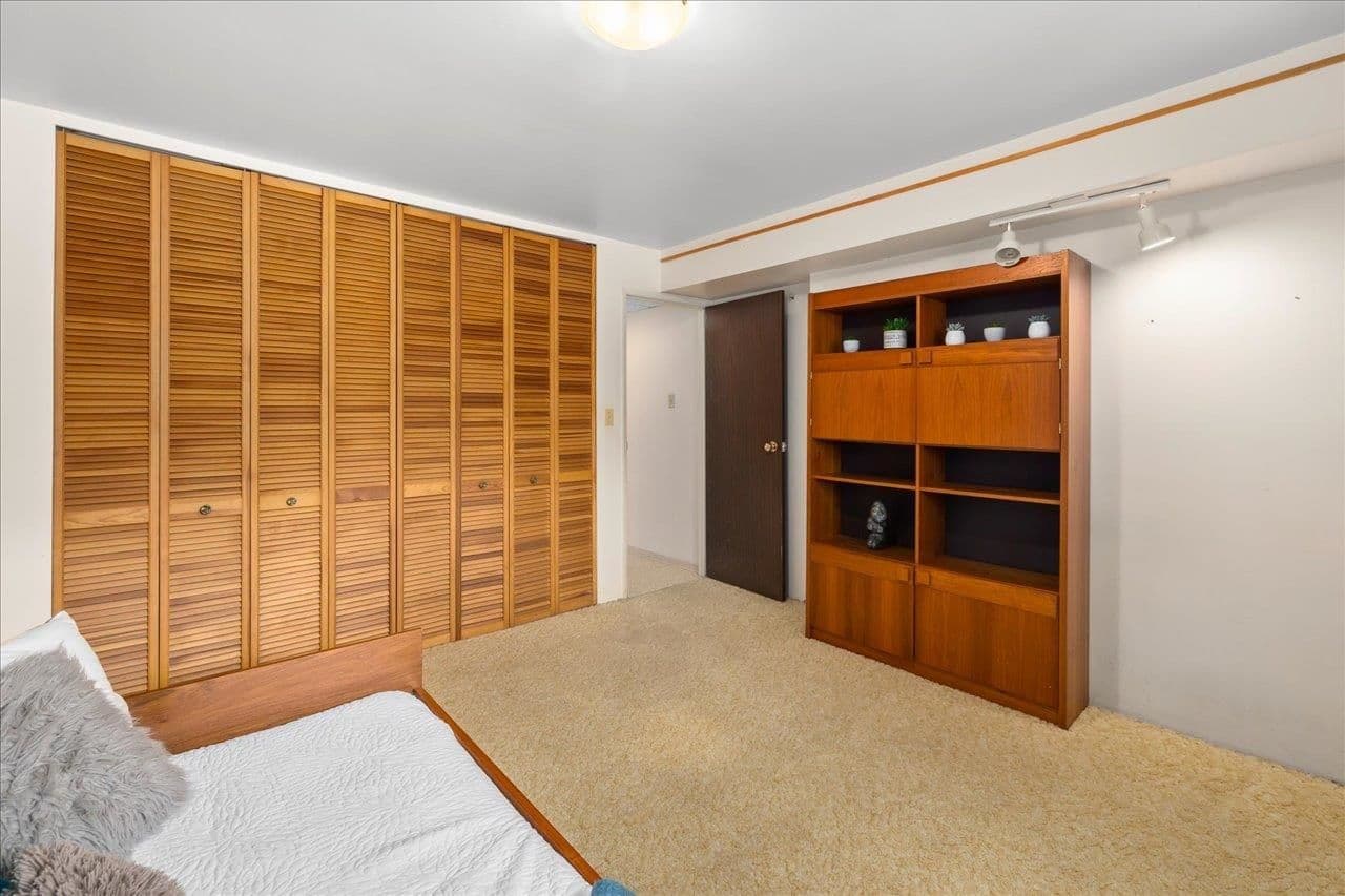 Property photo b156f37d-5f95-48d7-b58d-720356f11486