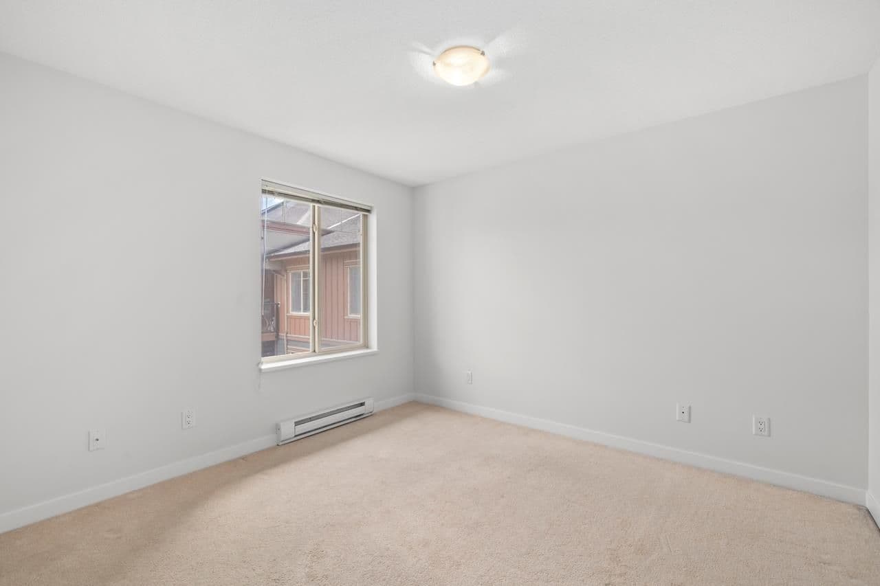 Property photo b19e1037-e465-4c23-97f6-0d347633ce6c